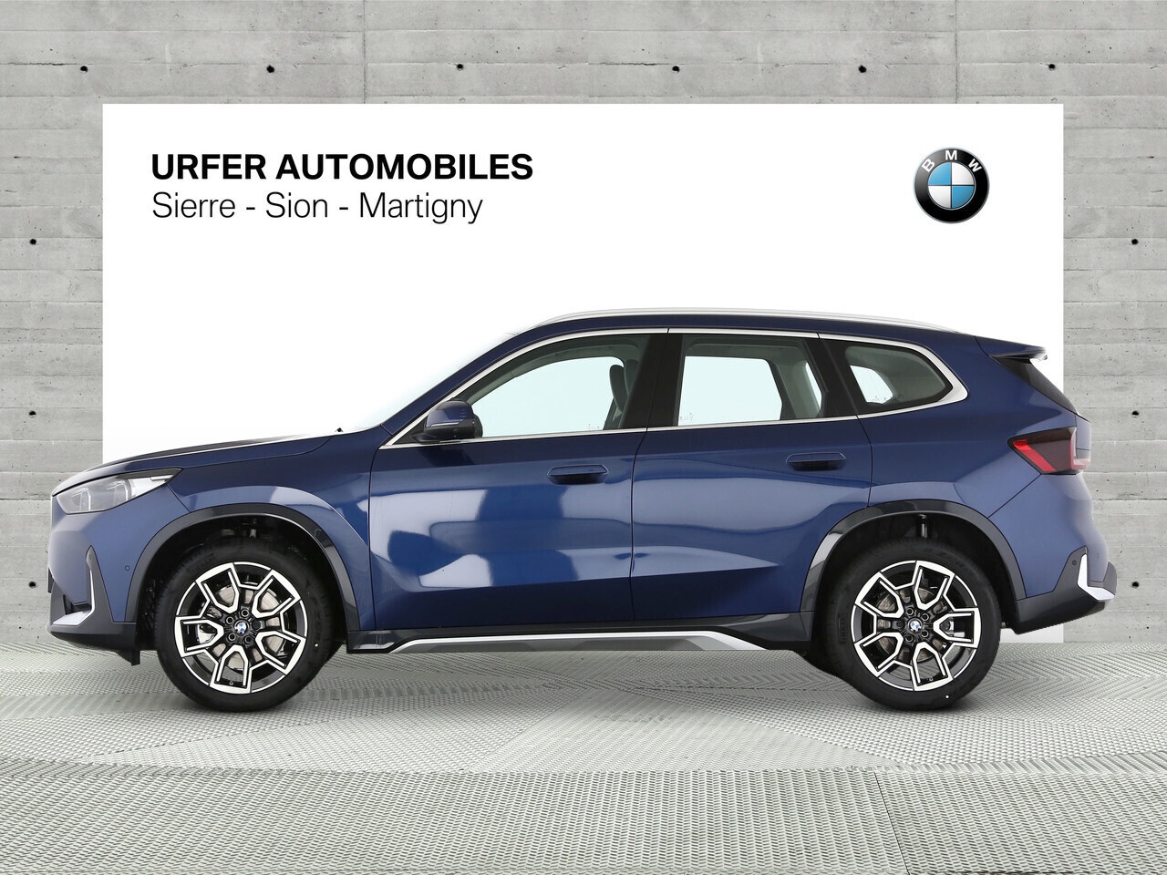 BMW X1 xDrive 23i 48V xLine-image-2