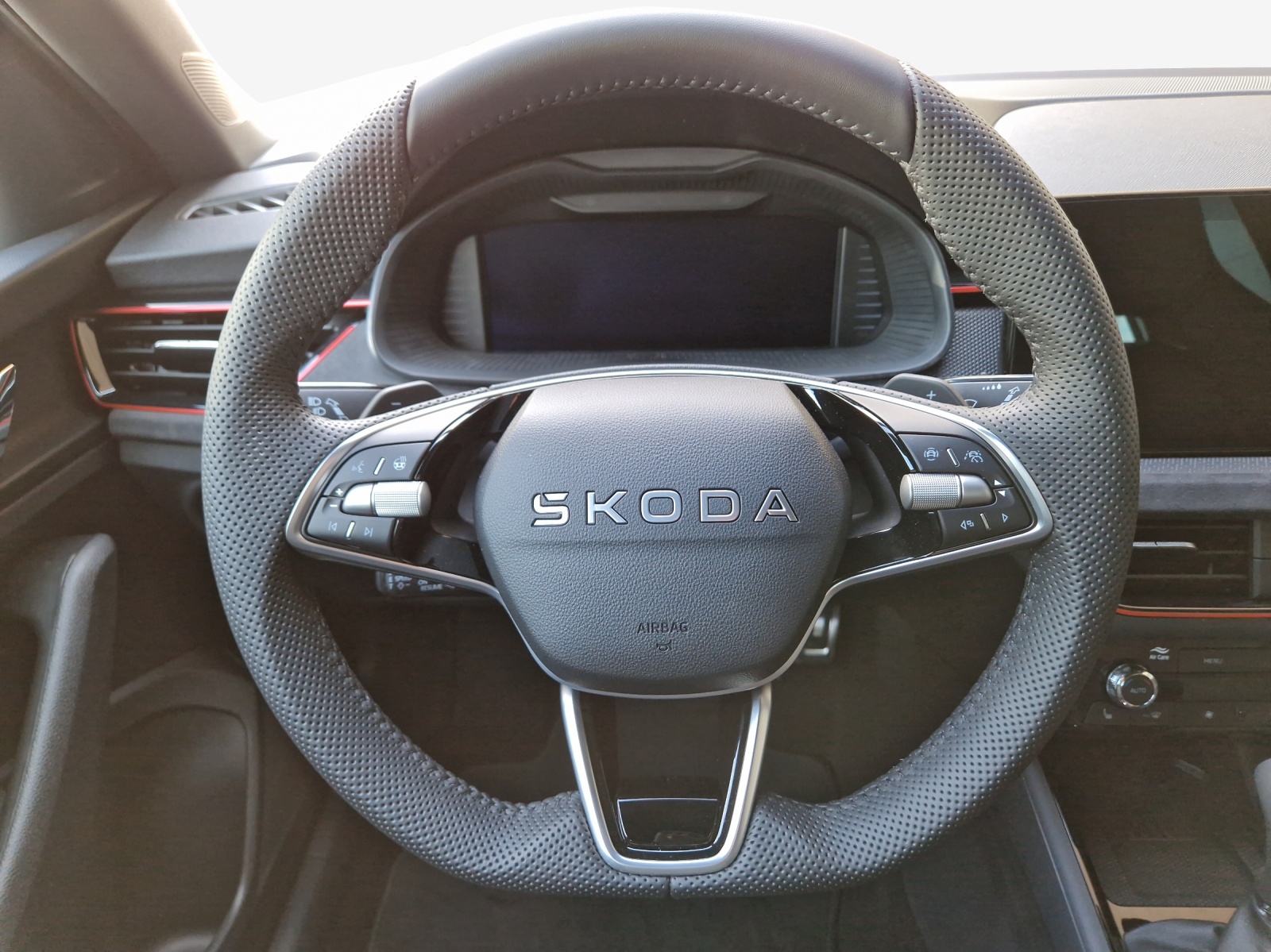 SKODA Scala 1.0 TSI Dynamic DSG-image-9