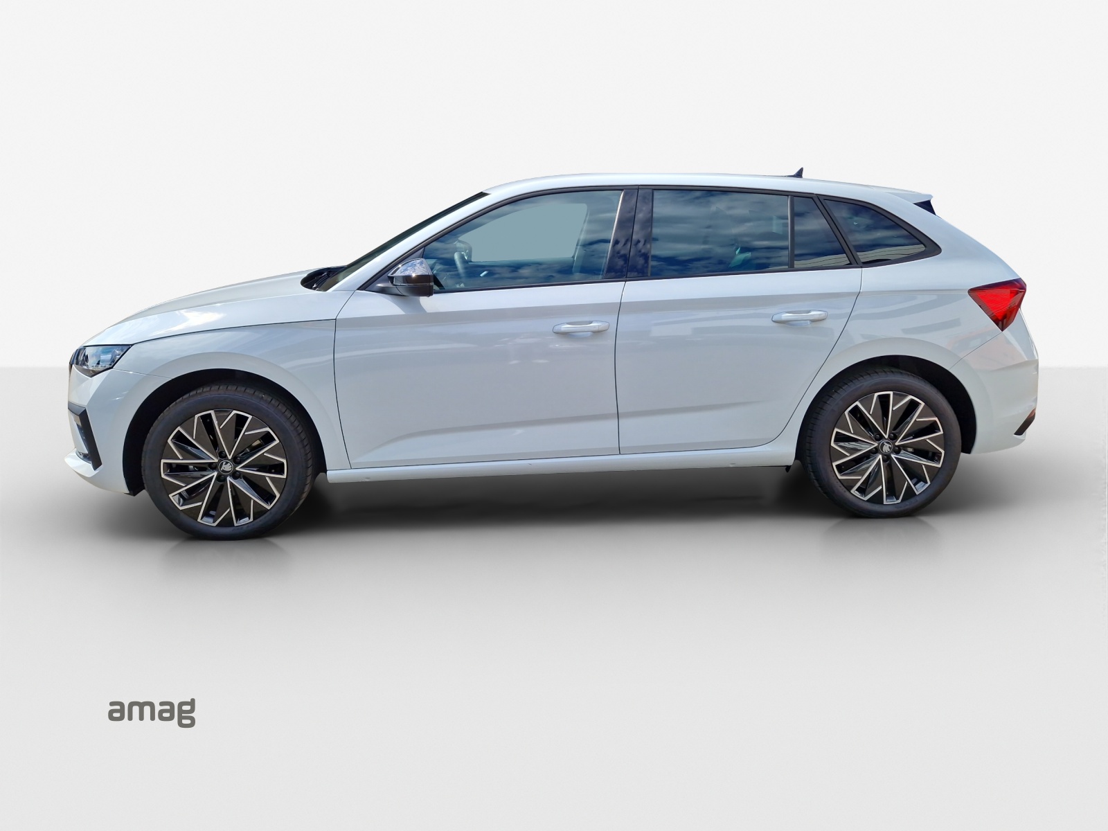 SKODA Scala 1.0 TSI Dynamic DSG-image-1