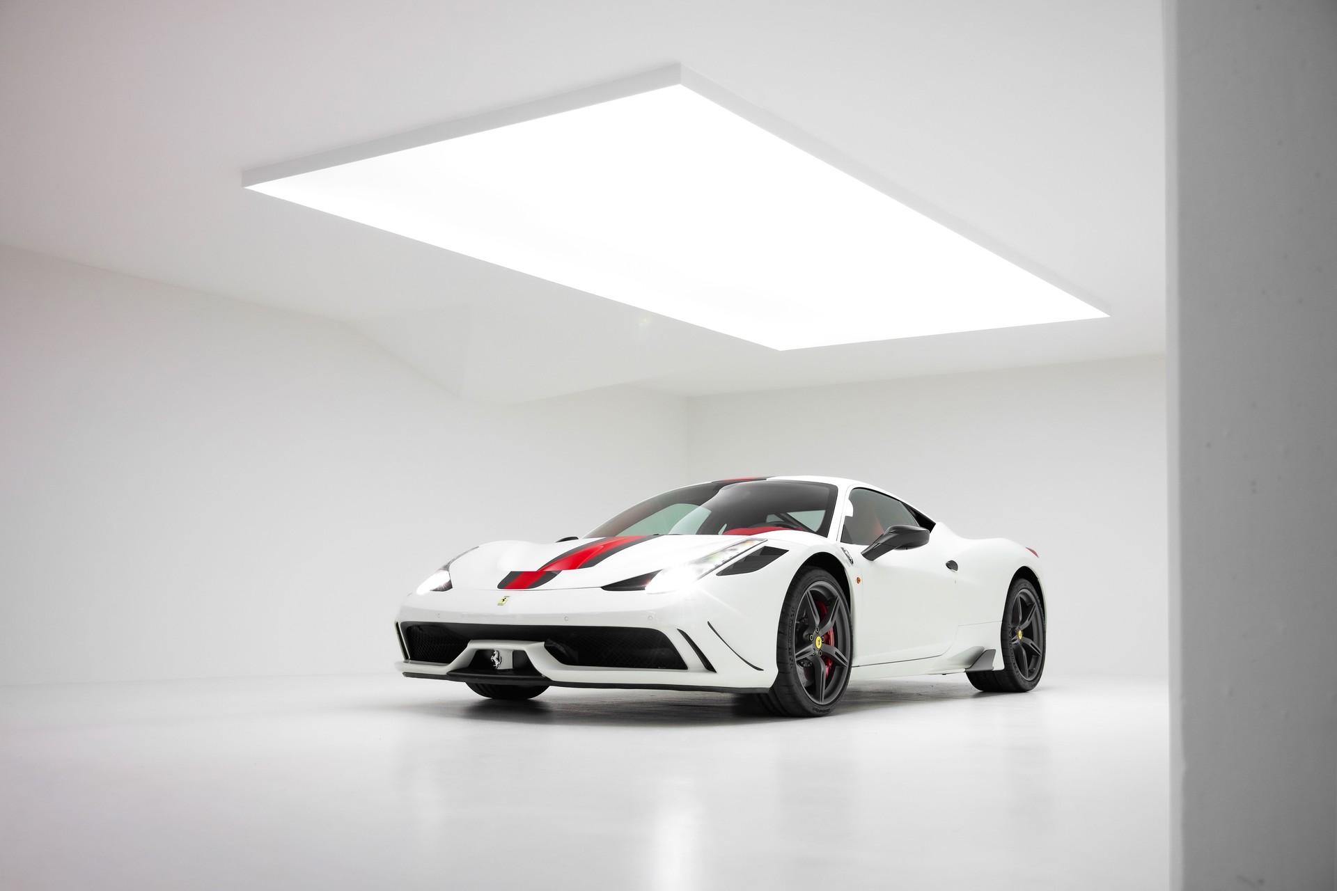 FERRARI 458 Speciale 4.5 V8-image-0
