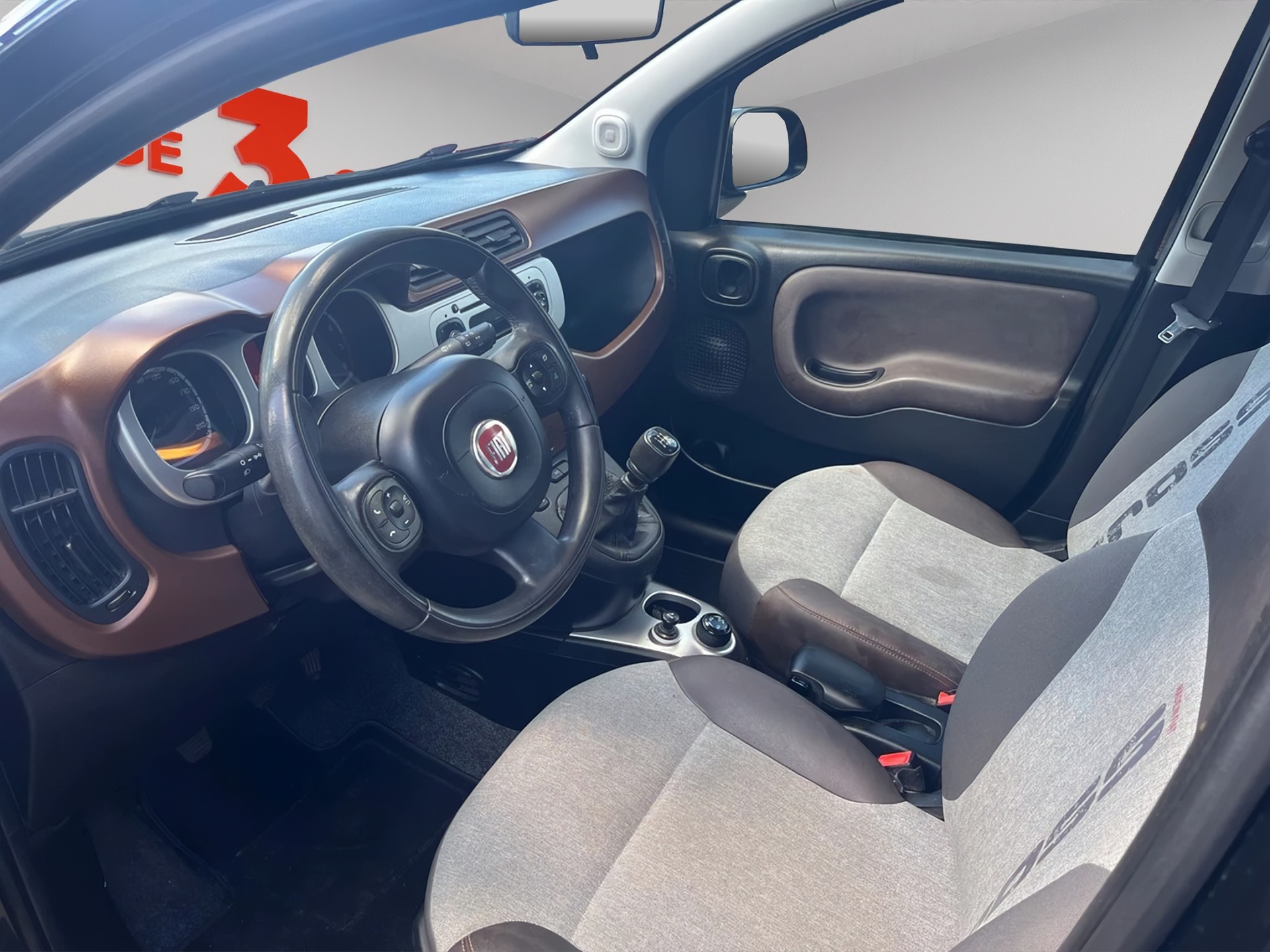 FIAT Panda 0.9 Twinair Turbo Cross 4x4-image-8