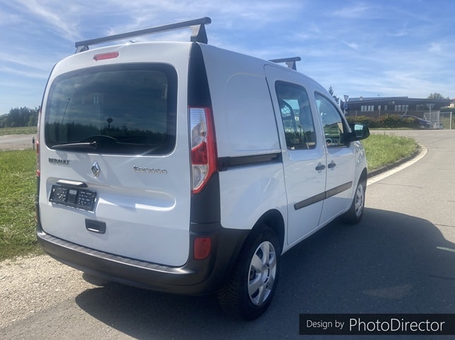 RENAULT Kangoo Medium 1.6 105 Business A-image-1