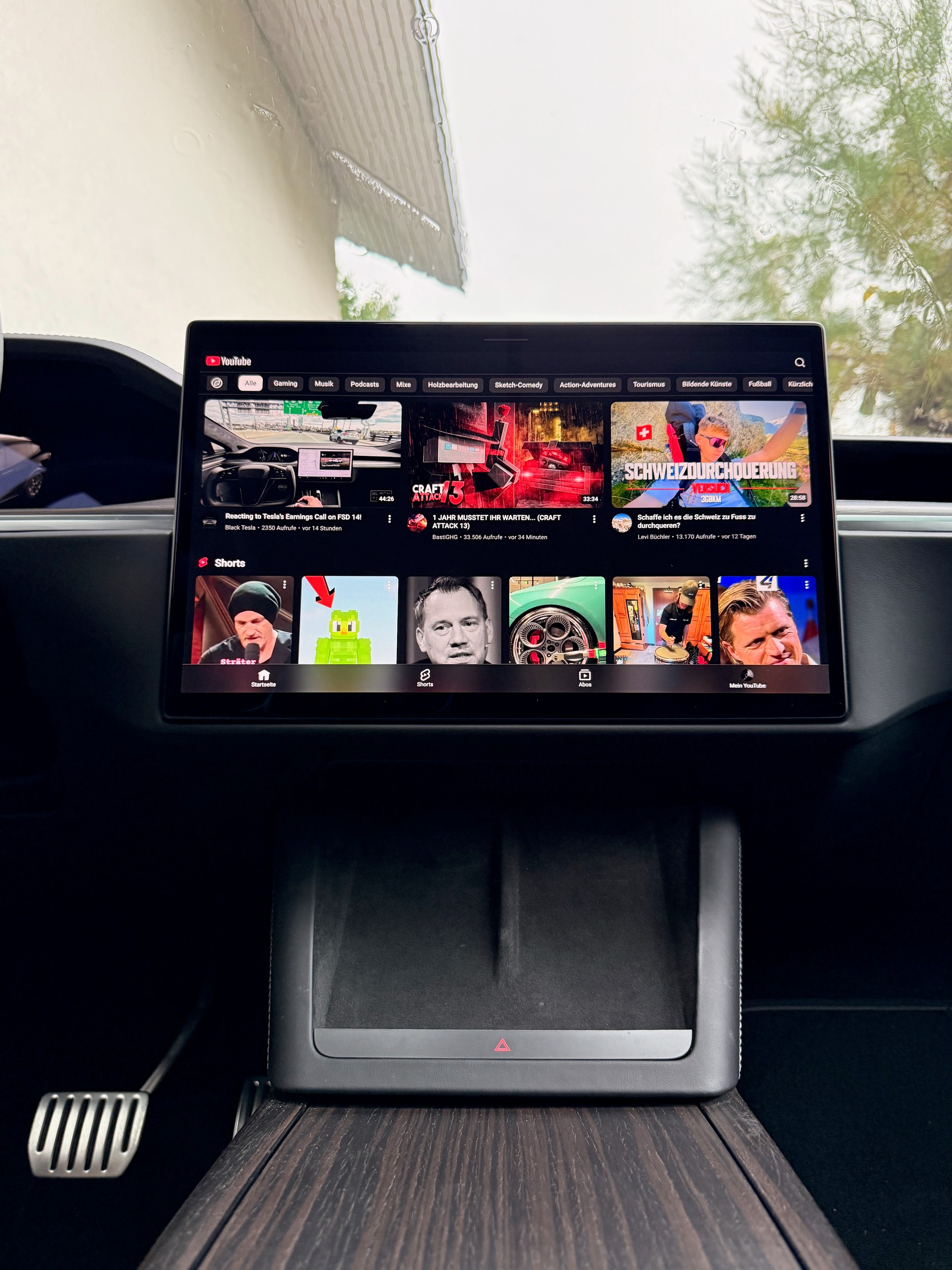 TESLA Model X Long Range-image-17
