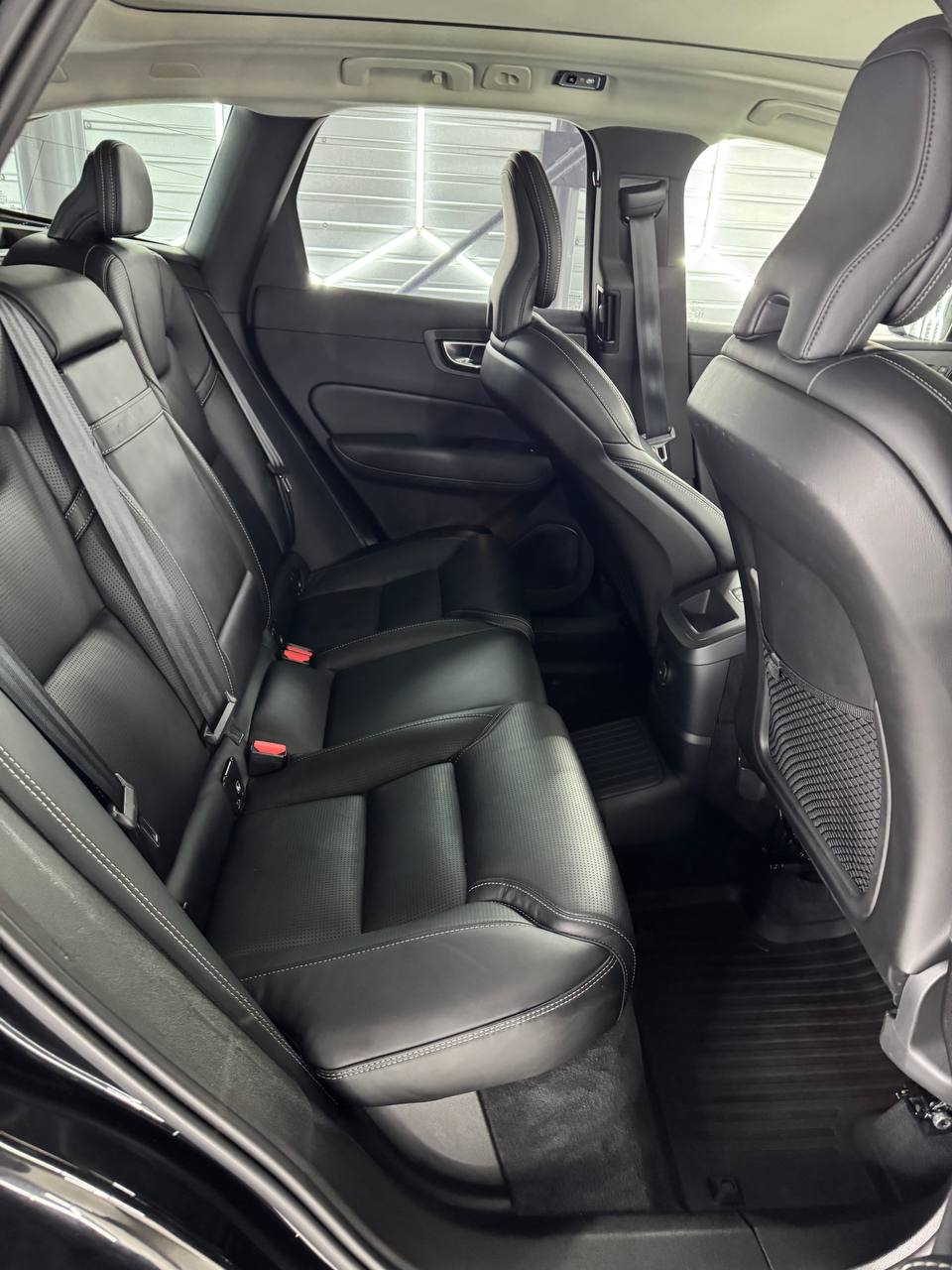 VOLVO XC60 T8 eAWD Inscription Expression Geartronic-image-9