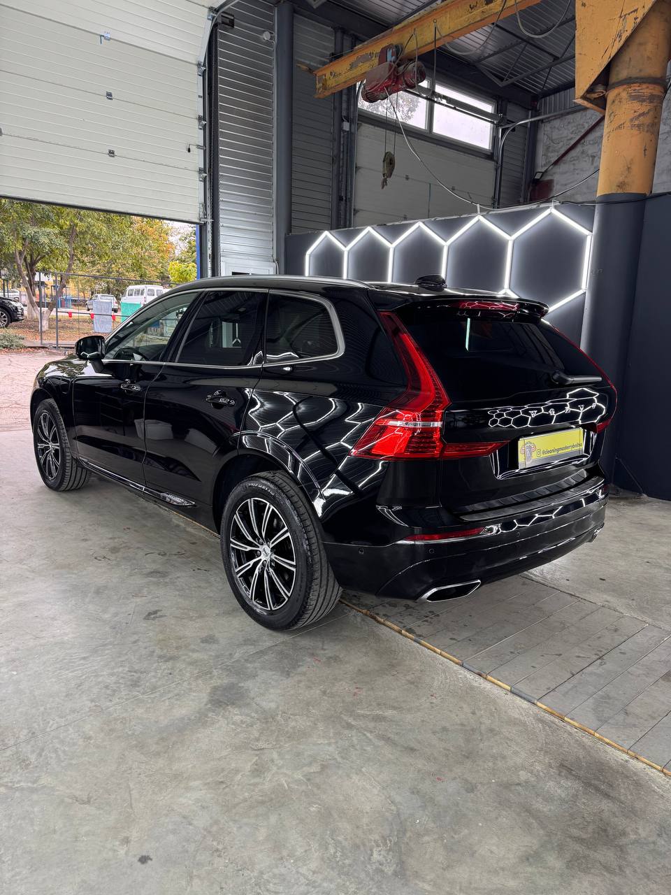 VOLVO XC60 T8 eAWD Inscription Expression Geartronic-image-3