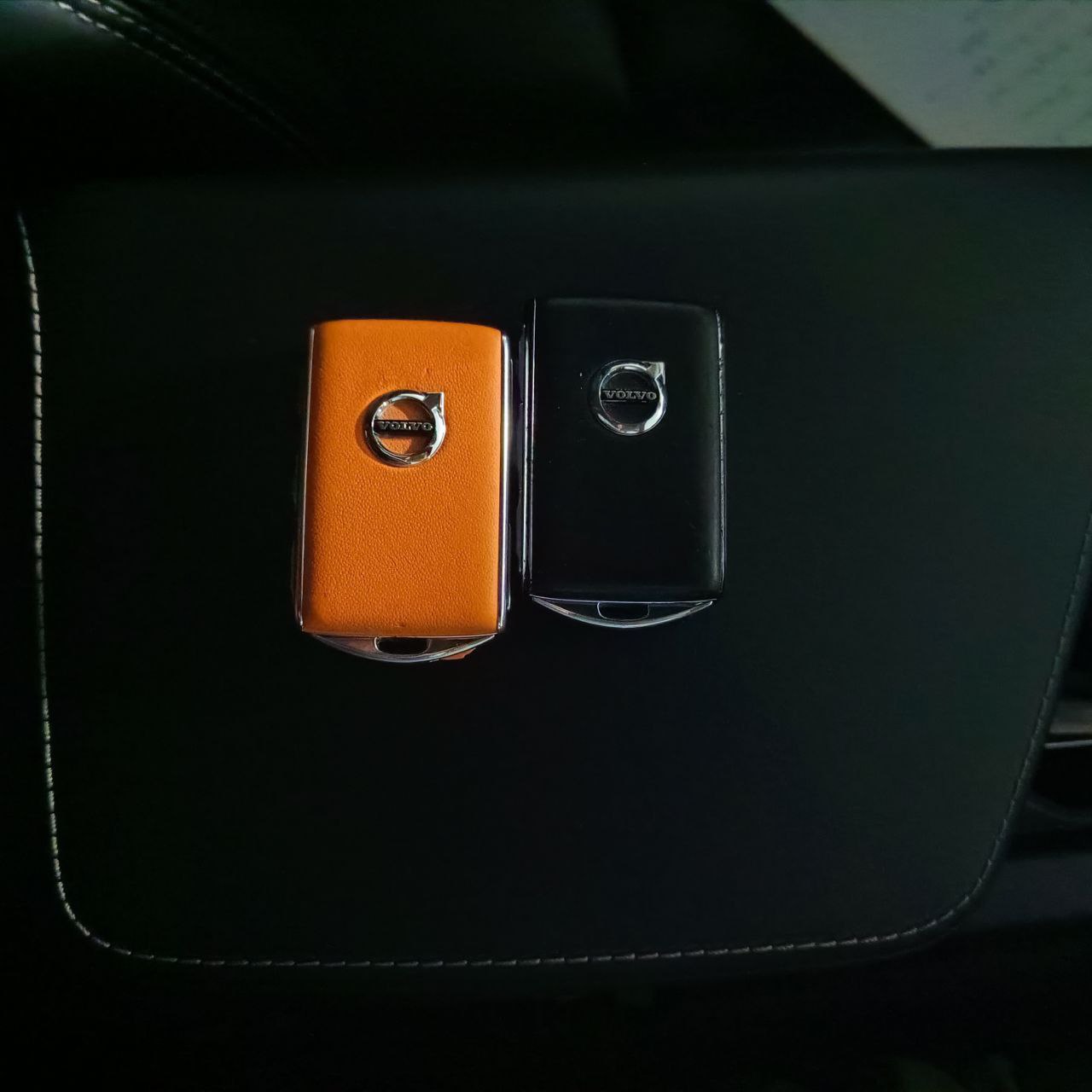 VOLVO XC60 T8 eAWD Inscription Expression Geartronic-image-13