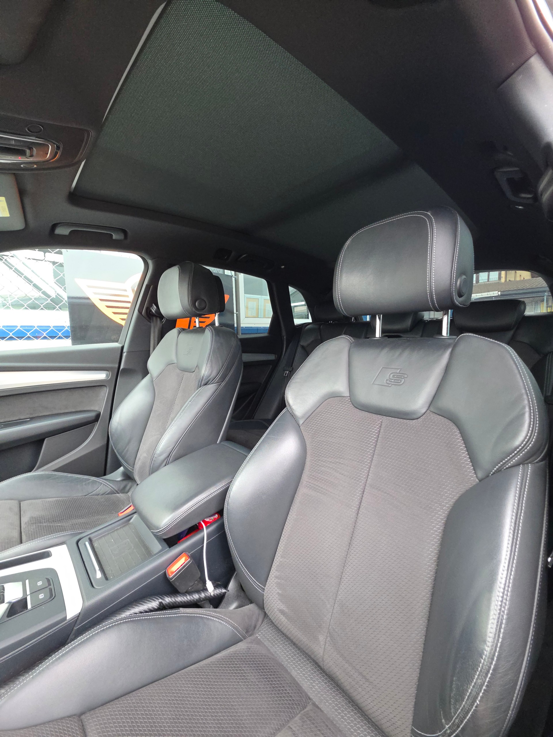 AUDI Q5 2.0 TDI sport quattro S-tronic-image-10
