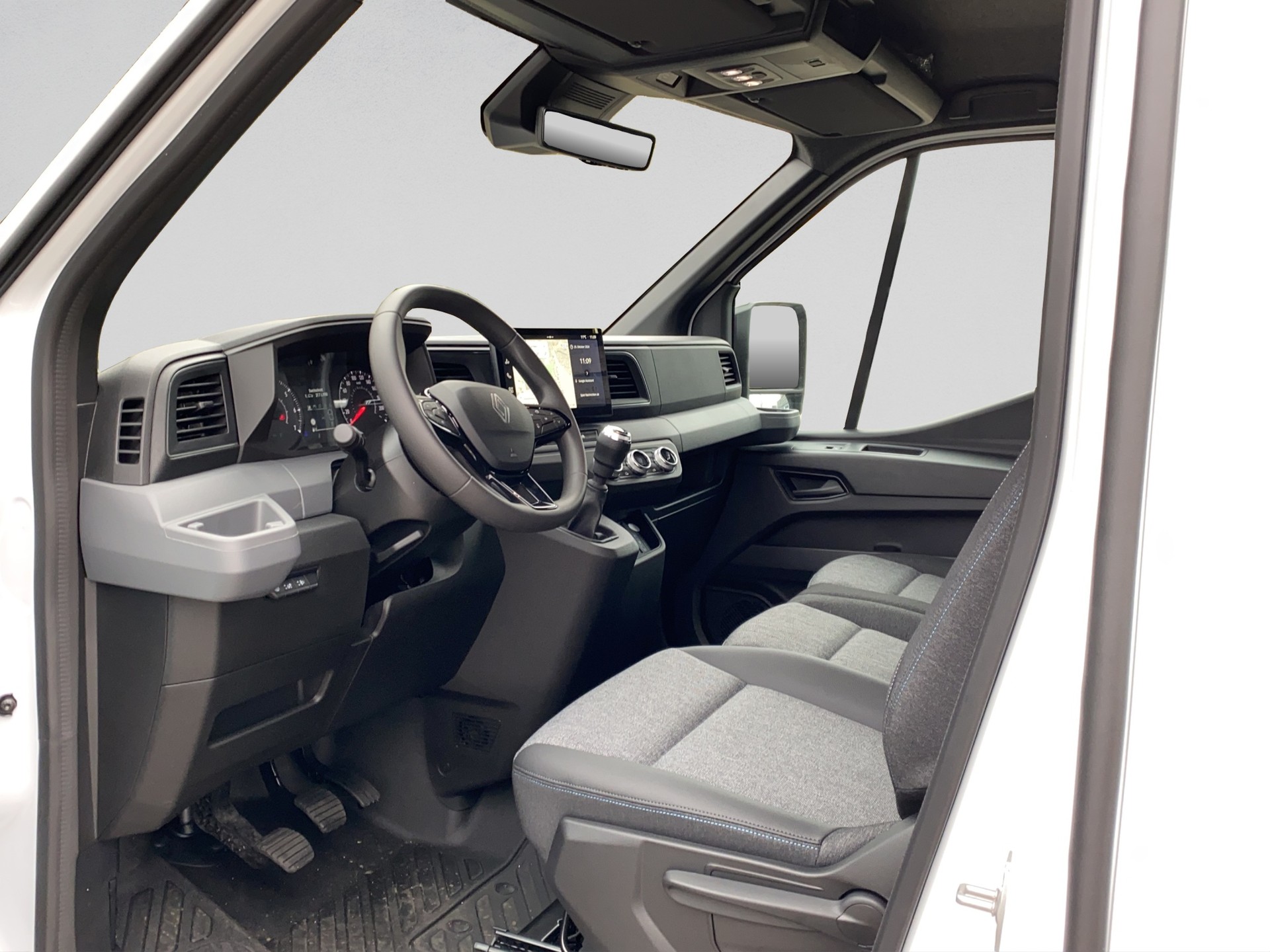 RENAULT Master T33 2.0 Blue dCi 105 L2H2 Advance-image-7
