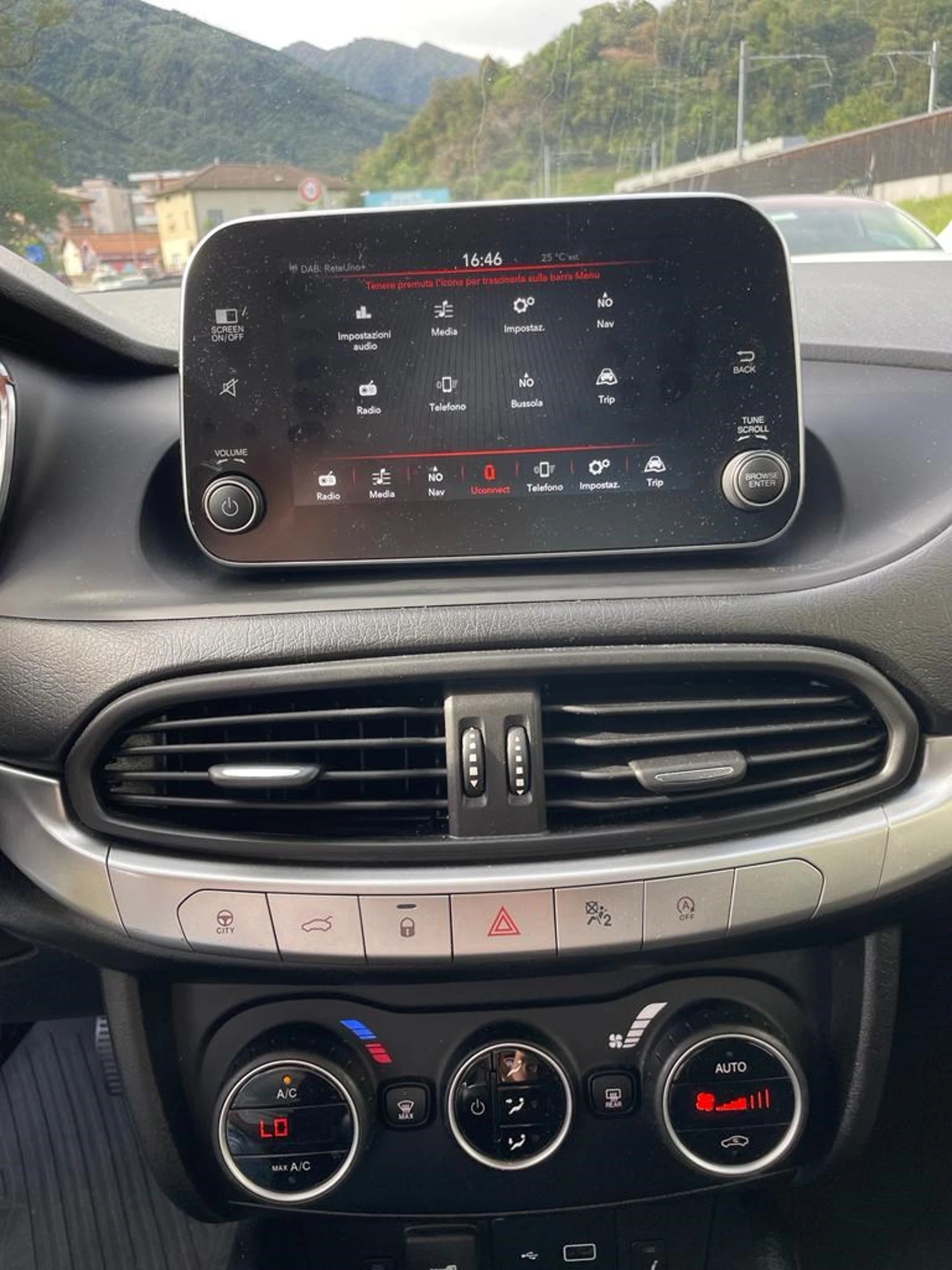 FIAT Tipo 1.6 MJ Lounge-image-11