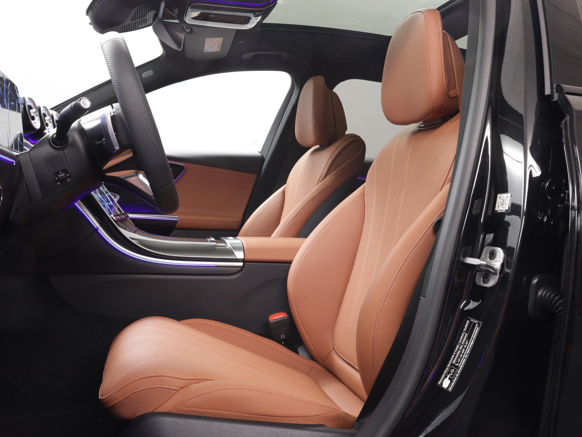 MERCEDES-BENZ C 220 d Swiss Star AMG Line 4matic Kombi-image-7