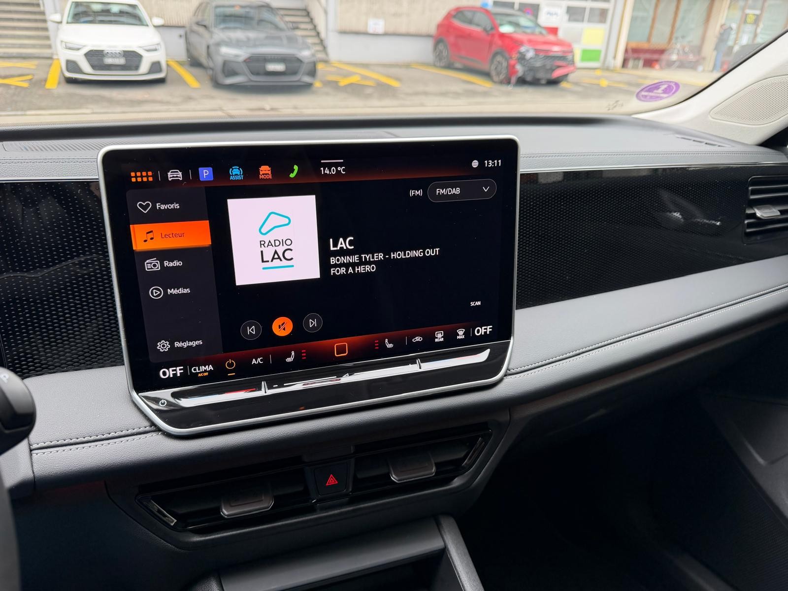 VW Tiguan 2.0 TSI DSG United 4Motion-image-11