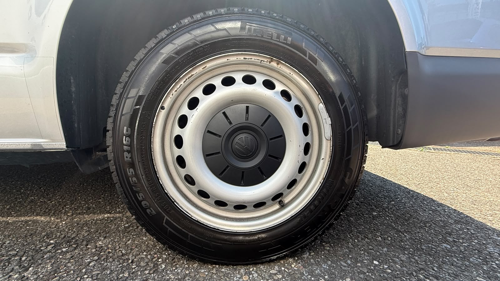 VW T6.1 2.0 TDI EINBAU-SCHRÄNKE 3200 KG!!!-image-23