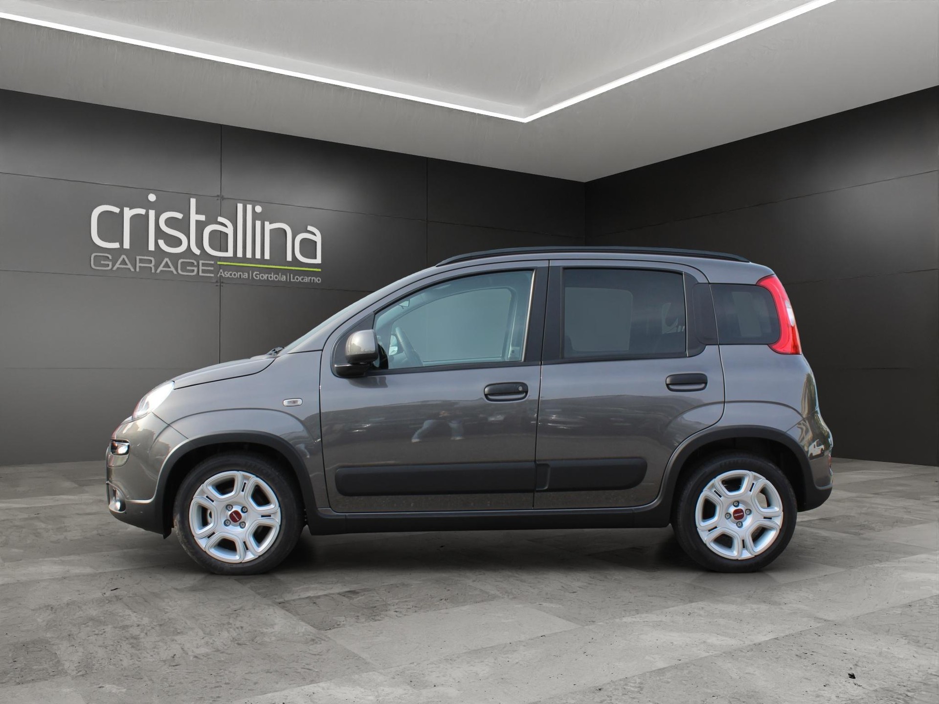 FIAT Panda 1.0 Hybrid City Life-image-1