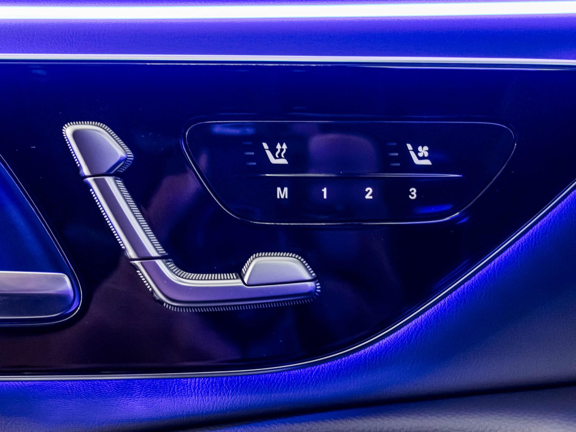 MERCEDES-BENZ E 53 AMG Hybrid 4MATIC+-image-12