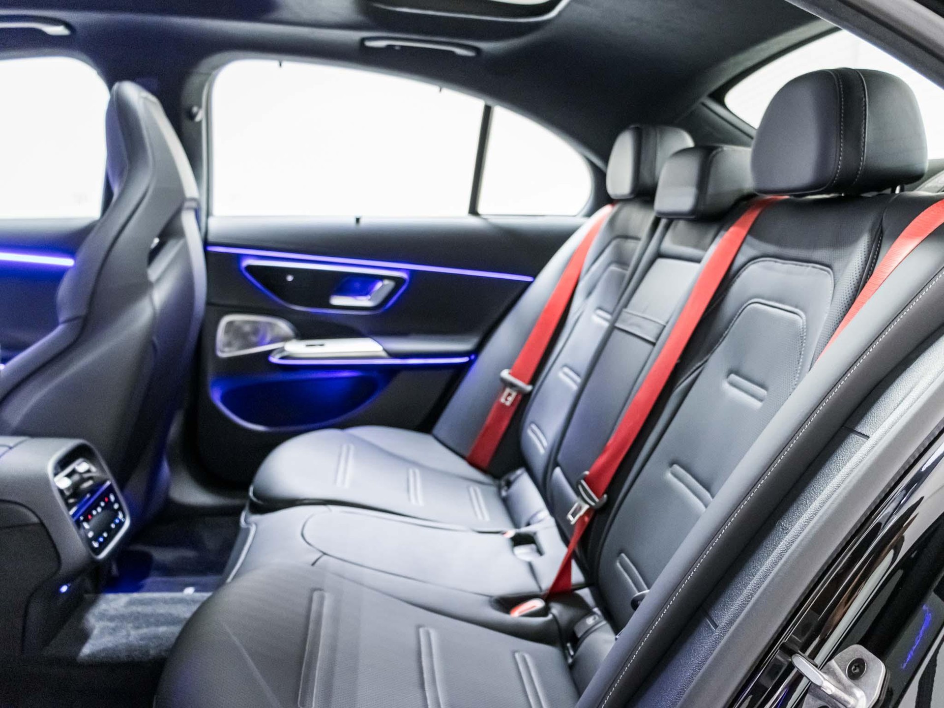 MERCEDES-BENZ E 53 AMG Hybrid 4MATIC+-image-7