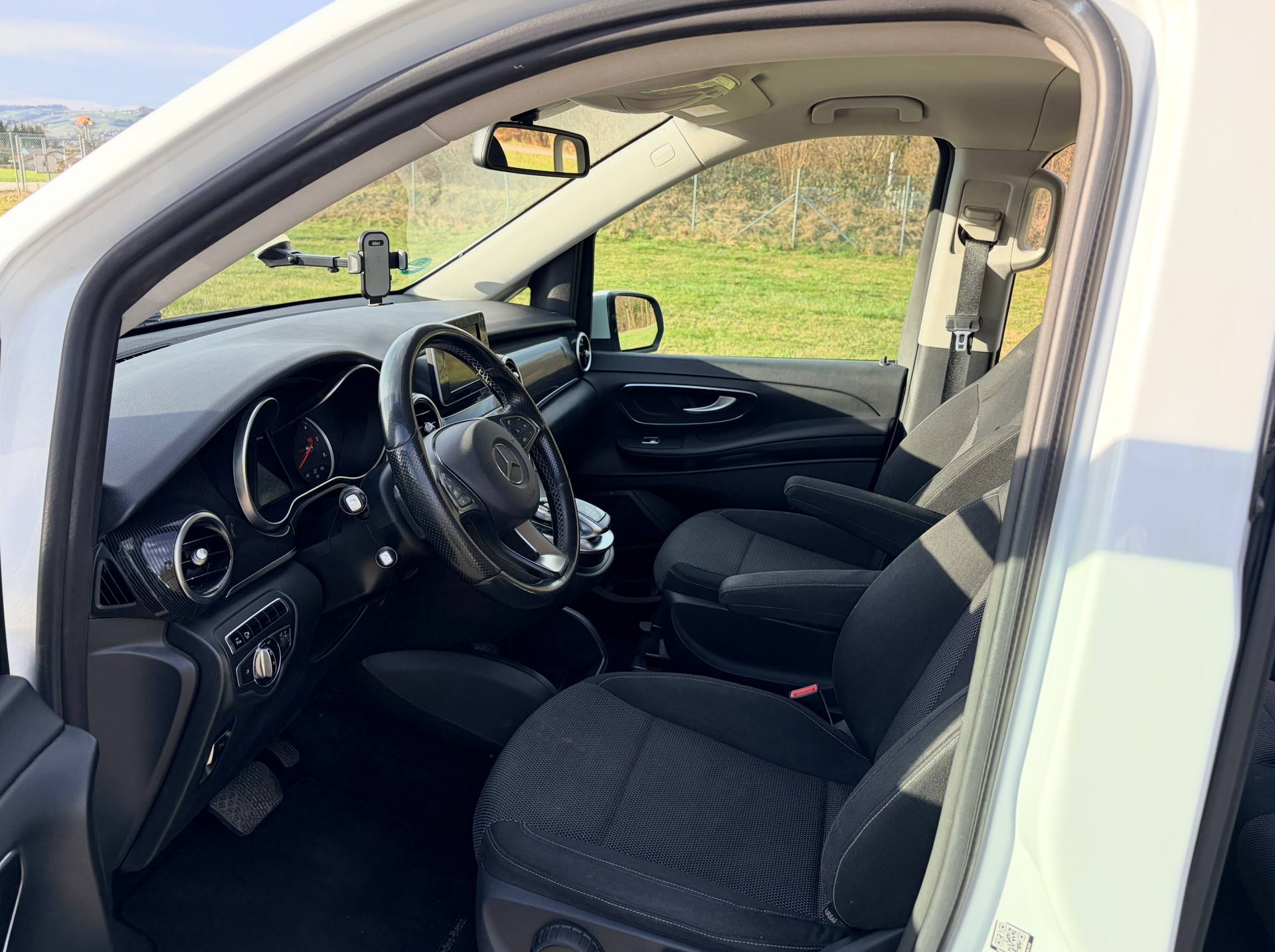 MERCEDES-BENZ V 220 d Avantgarde lang 7G-Tronic-image-7