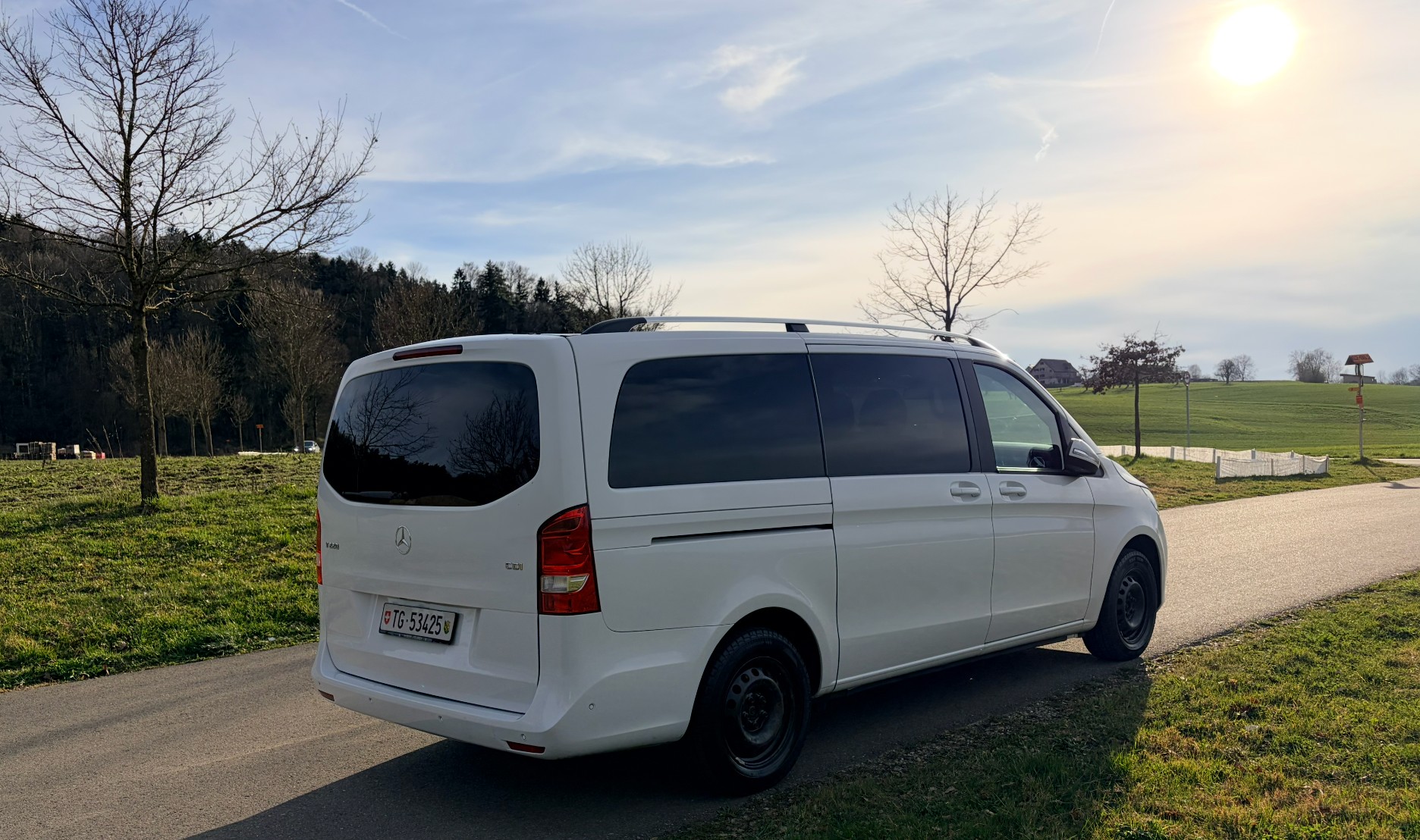 MERCEDES-BENZ V 220 d Avantgarde lang 7G-Tronic-image-3