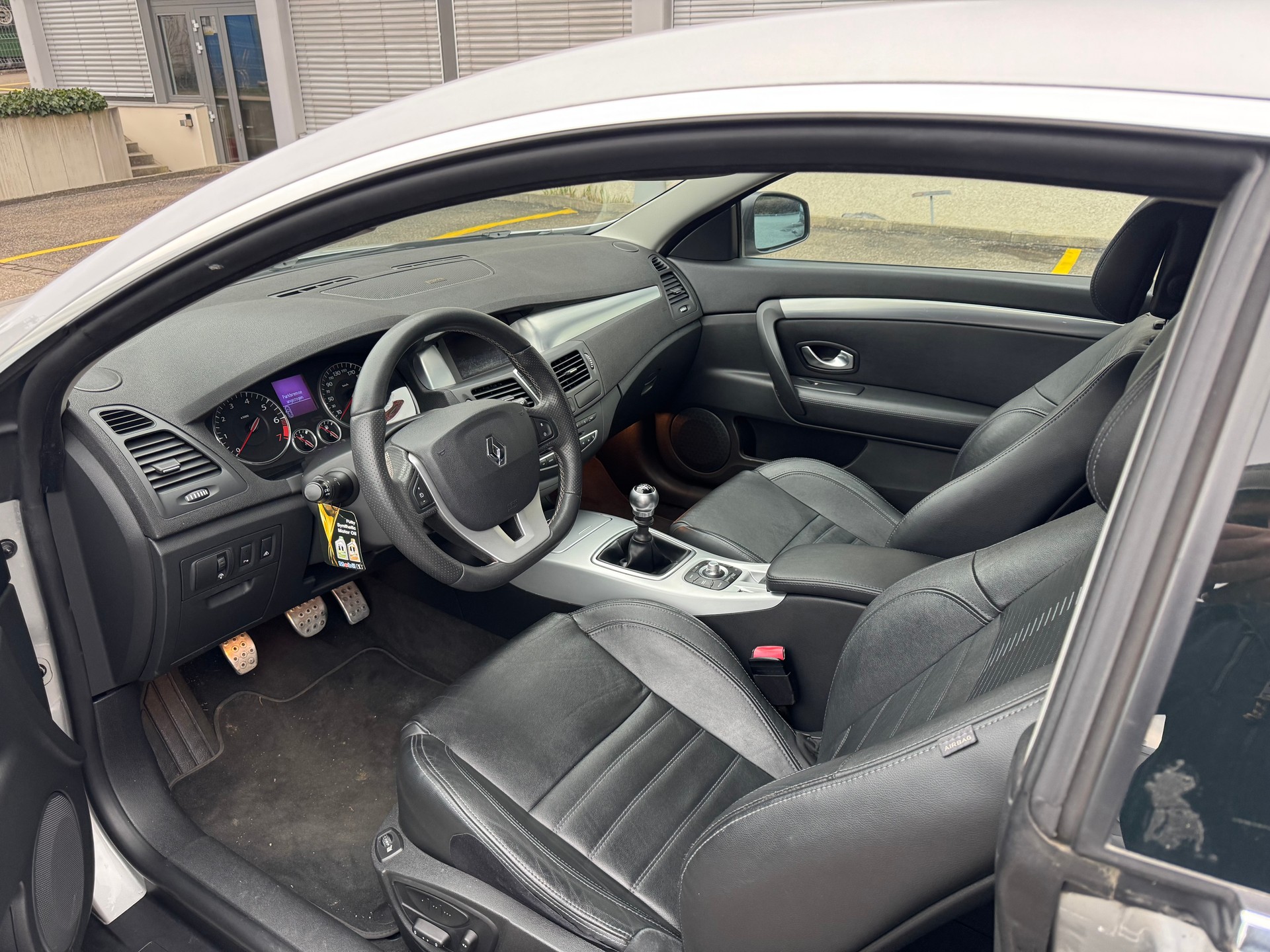 RENAULT Laguna Coupé 2.0 16V T GT-image-6