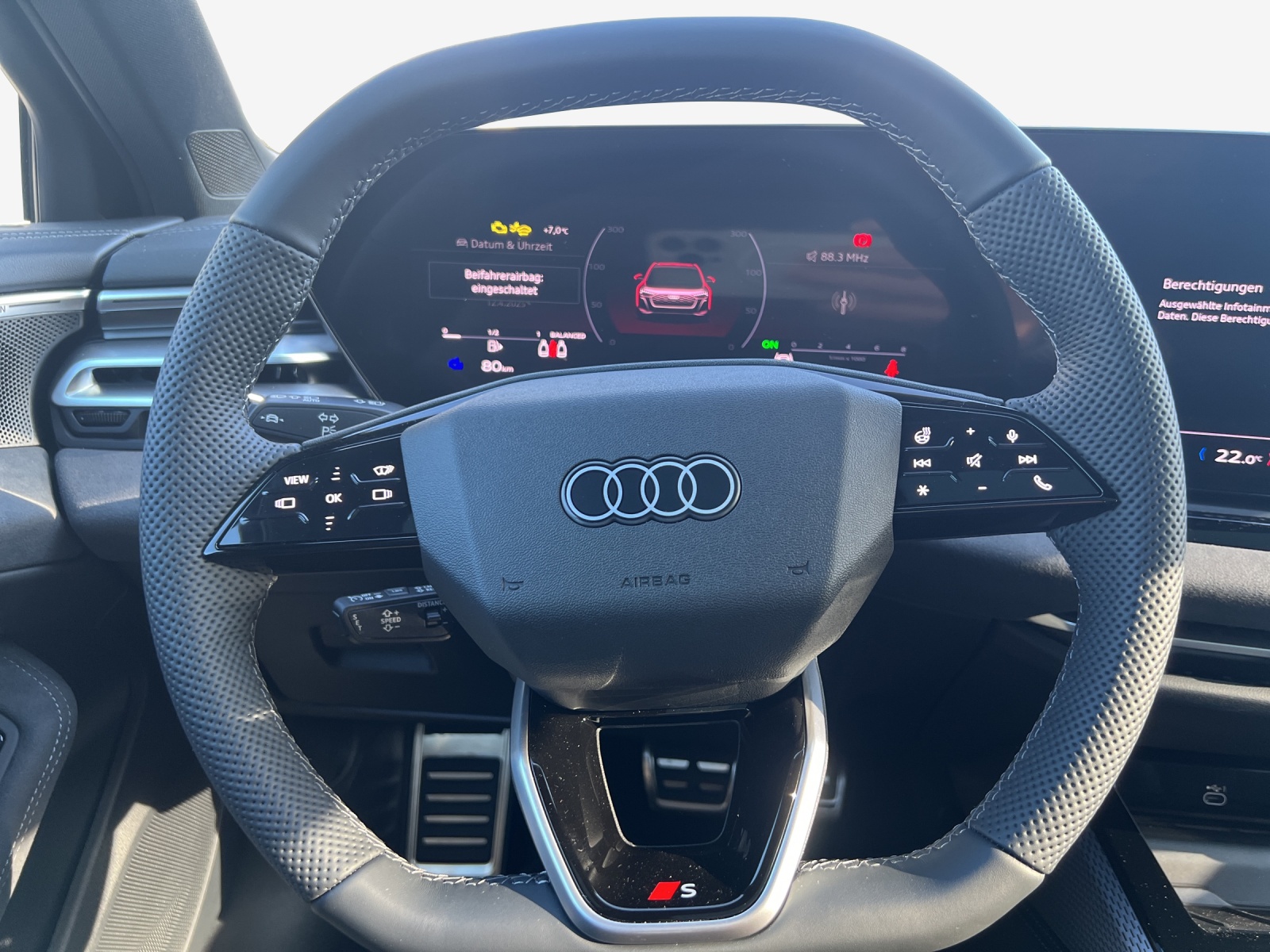 AUDI S5 Avant TFSI quattro S tronic-image-9