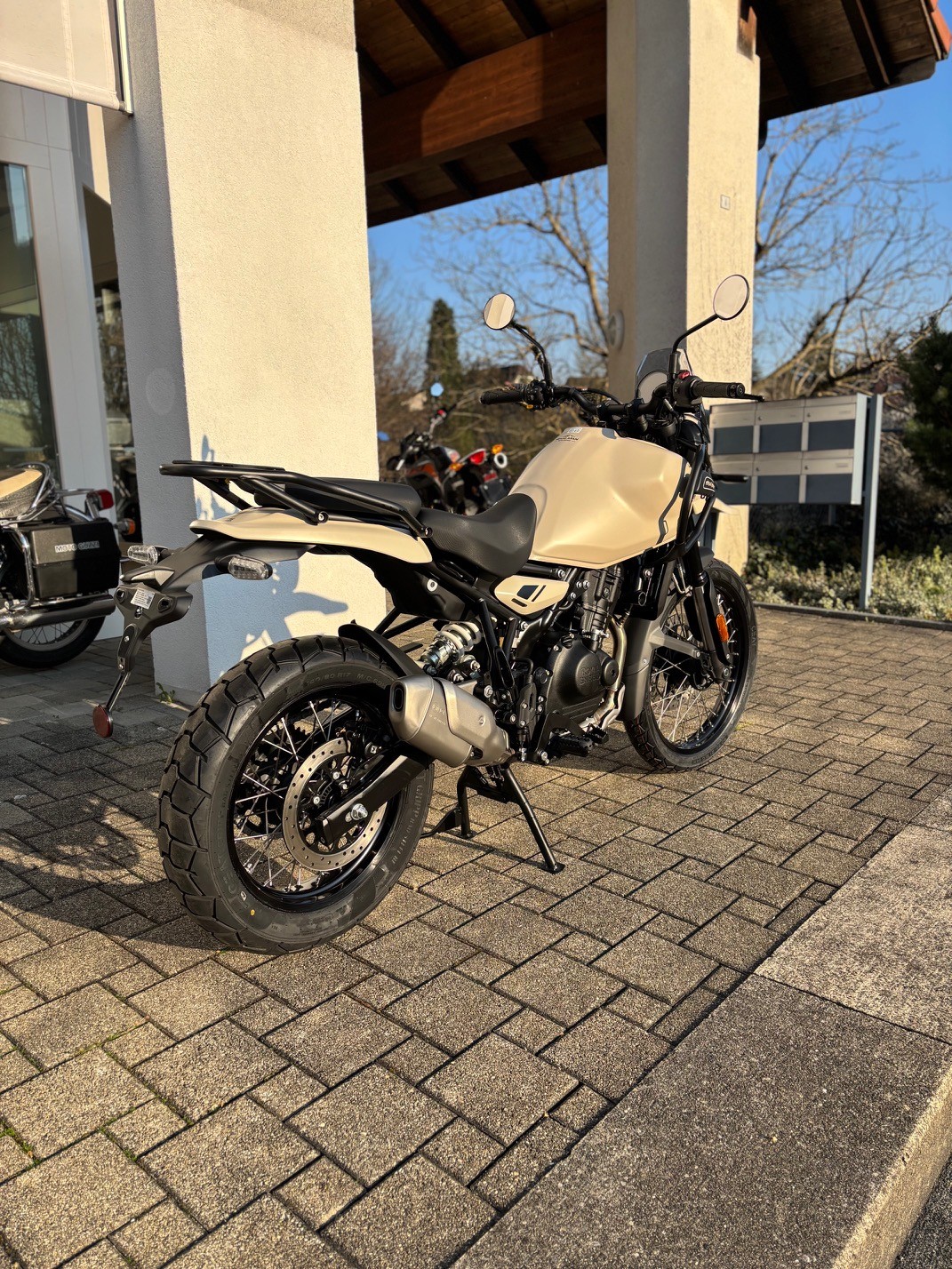 ROYAL ENFIELD Himalayan 452 Base-image-1
