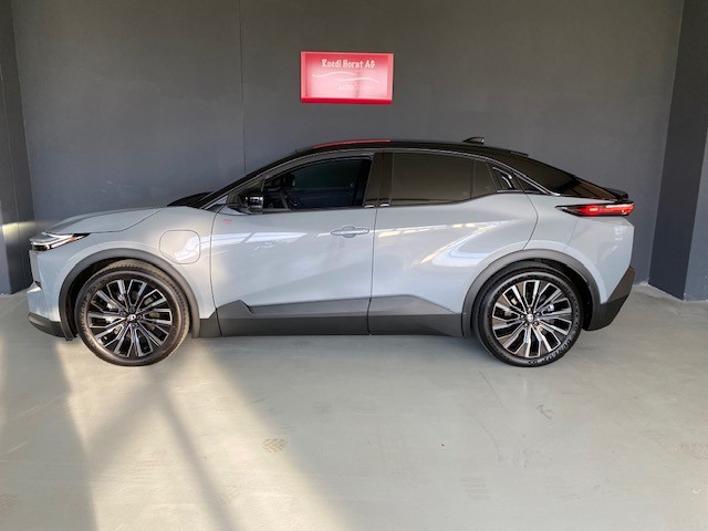 TOYOTA C-HR+ Premium AWD-image-2