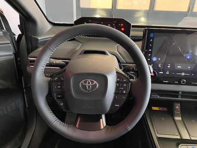 TOYOTA C-HR+ Premium AWD-image-10