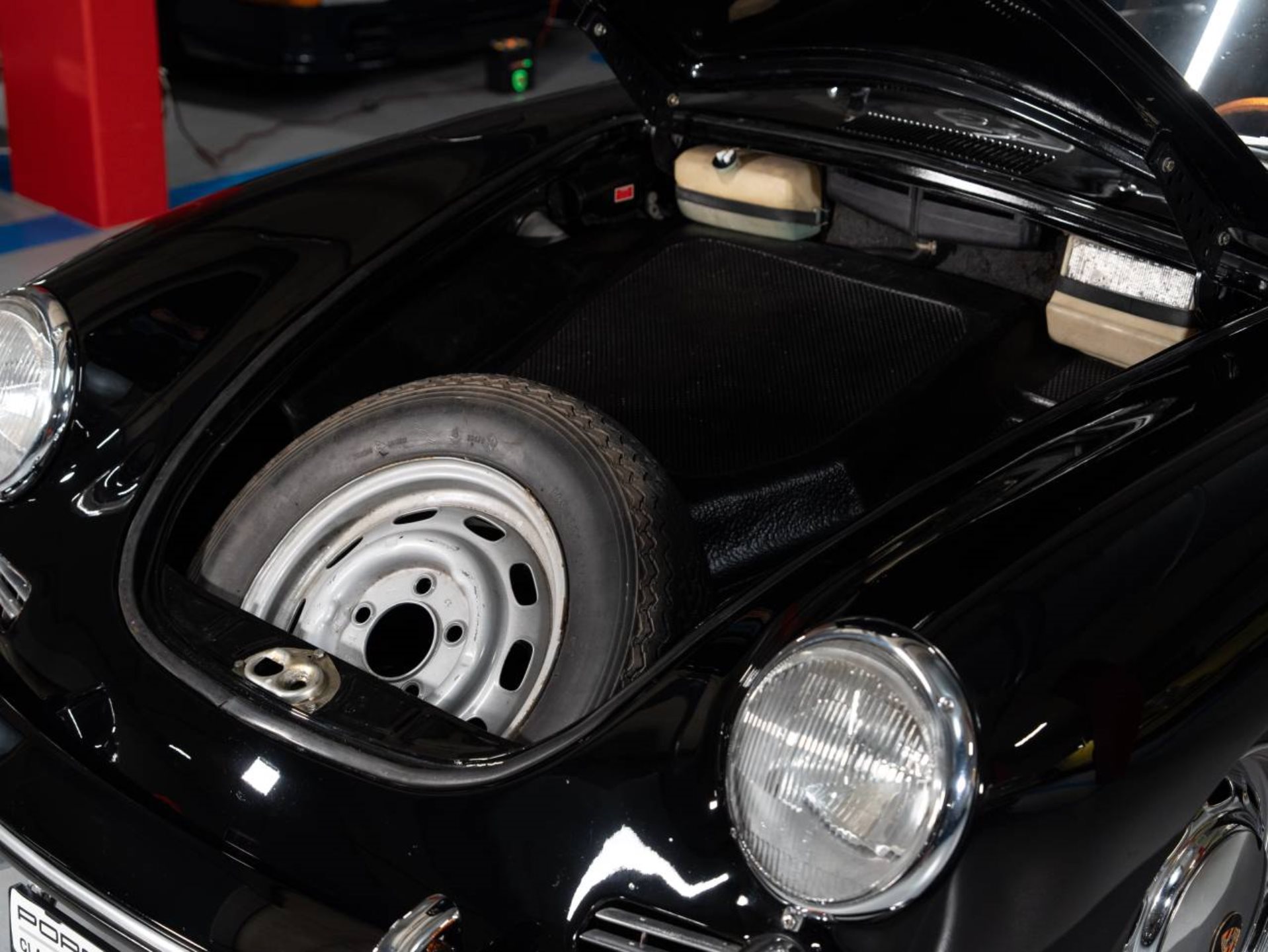 PORSCHE 356 C Coupé (Karmann)-image-20