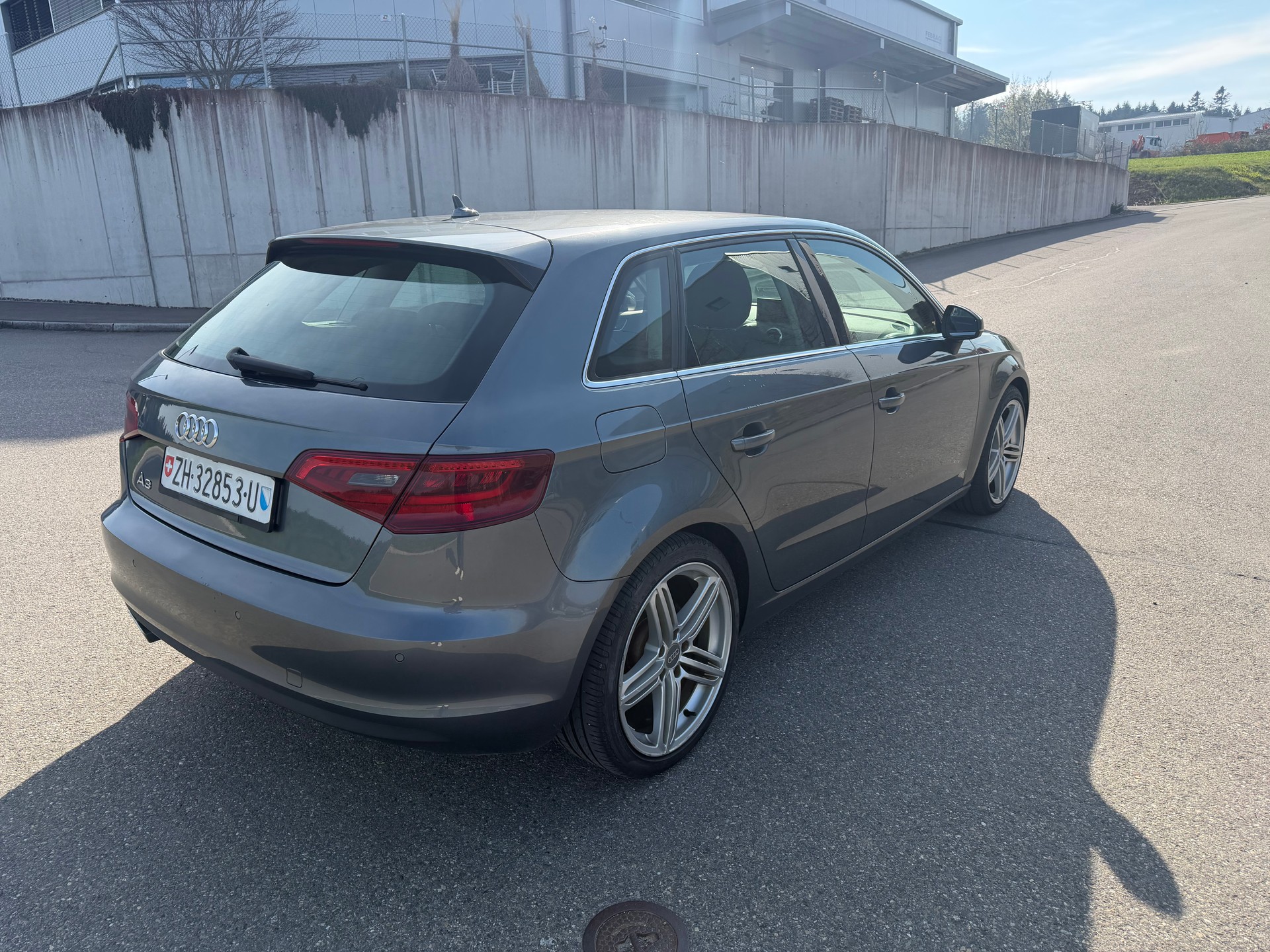 AUDI A3 Sportback 2.0 TDI Ambition-image-3