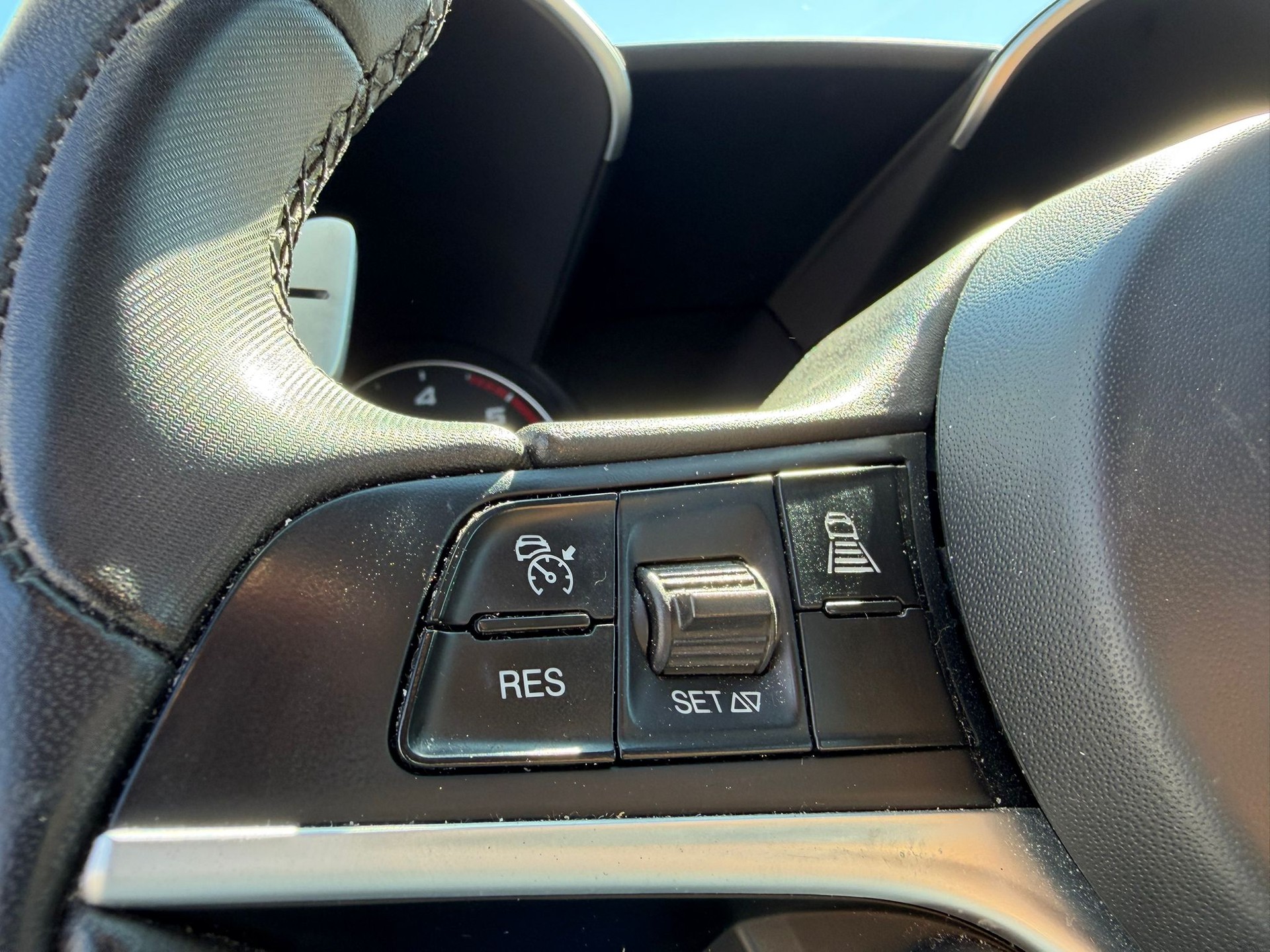ALFA ROMEO Giulia 2.2 JTDM Veloce Q4 Automatic White&Black Edition-image-10