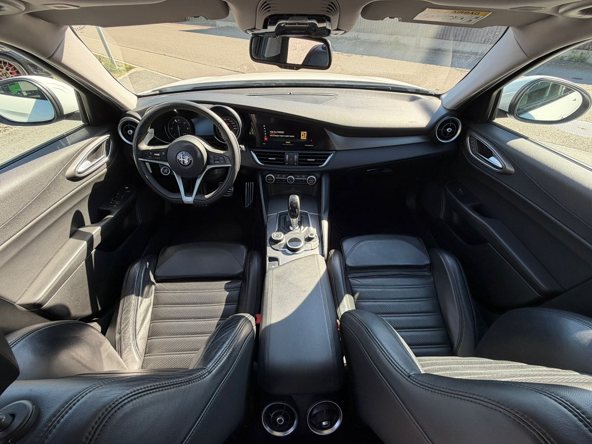ALFA ROMEO Giulia 2.2 JTDM Veloce Q4 Automatic White&Black Edition-image-8