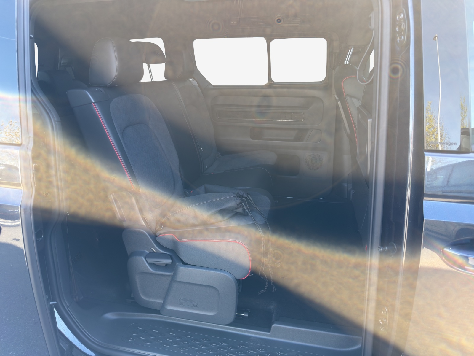 VW ID.Buzz LWB GTX 4 Motion-image-13