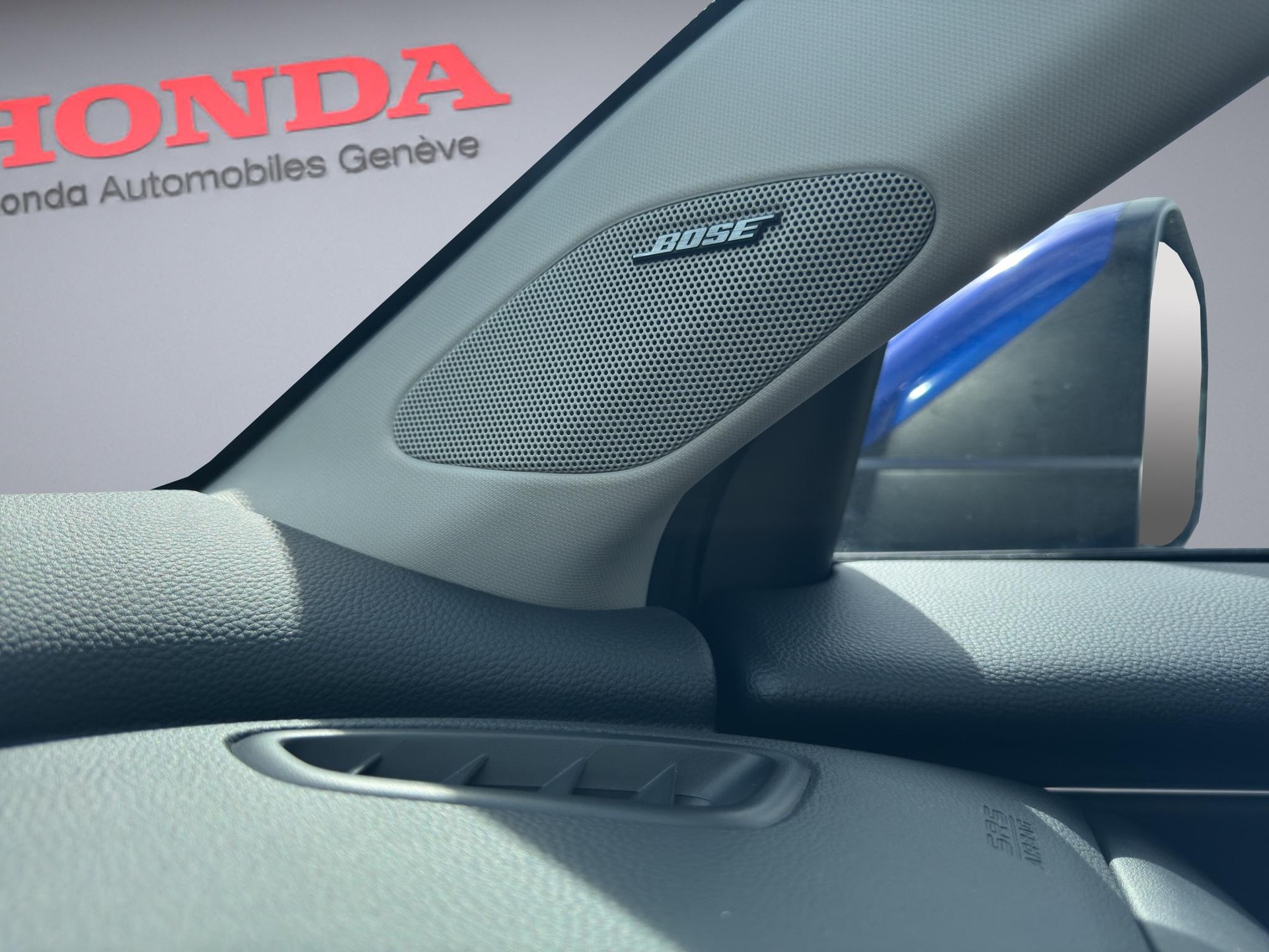 HONDA ZR-V 2.0 i-MMD Advance-image-16