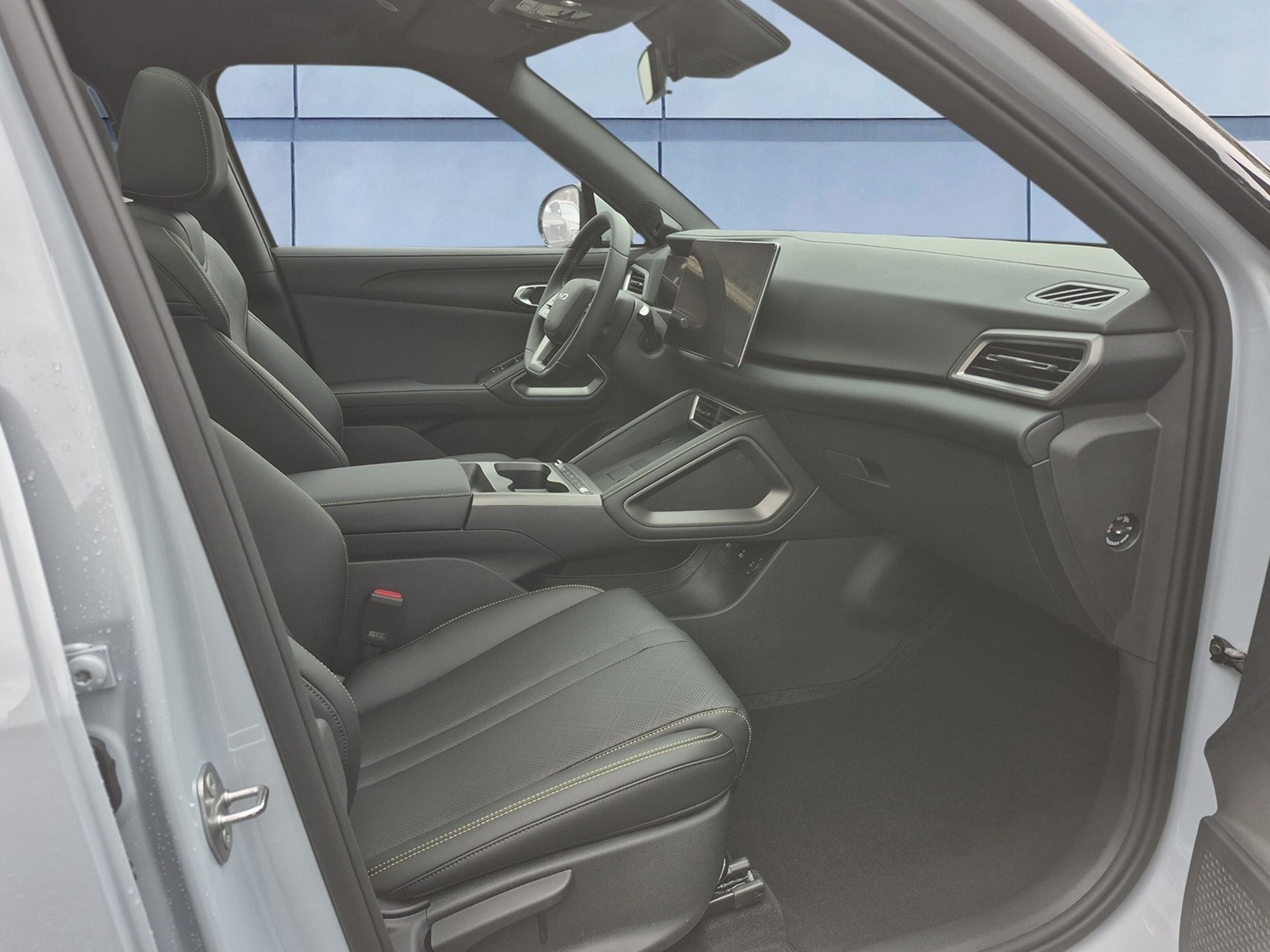 BYD Atto 2 DM-i Boost FWD-image-12