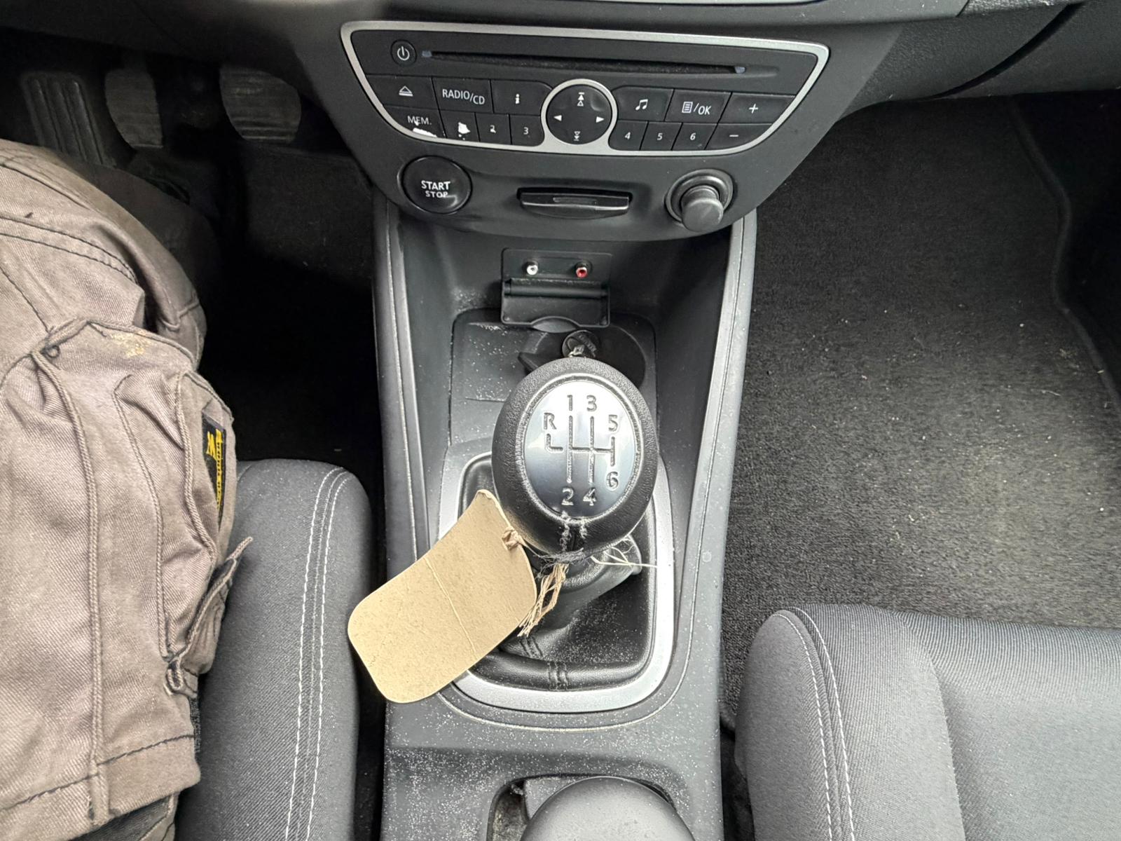 RENAULT Mégane 1.4 16V Turbo Dynamique-image-10