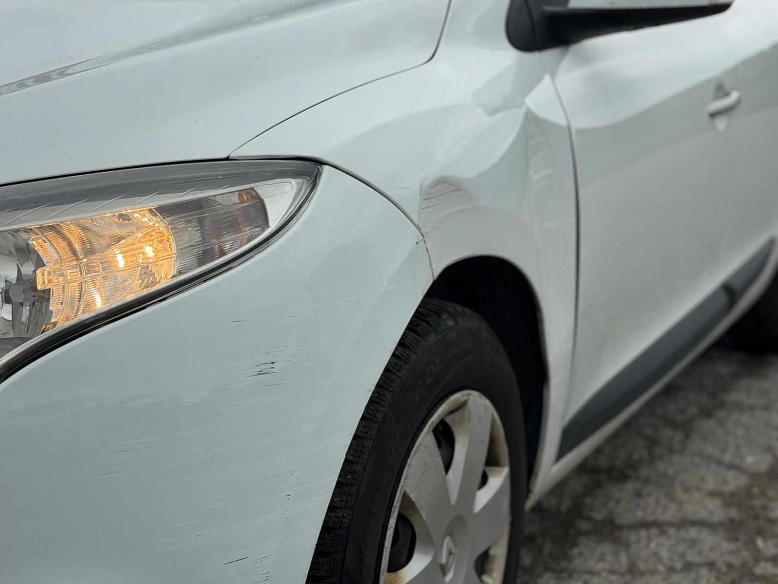 RENAULT Mégane 1.4 16V Turbo Dynamique-image-4