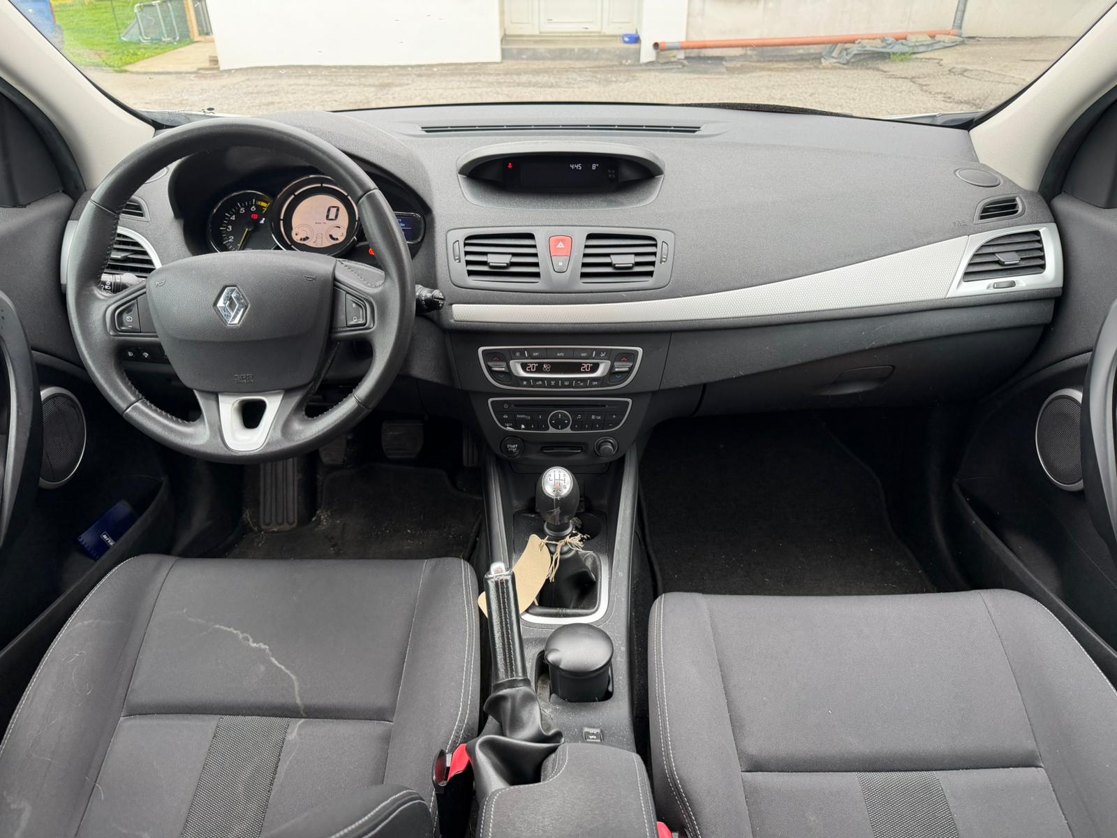 RENAULT Mégane 1.4 16V Turbo Dynamique-image-6