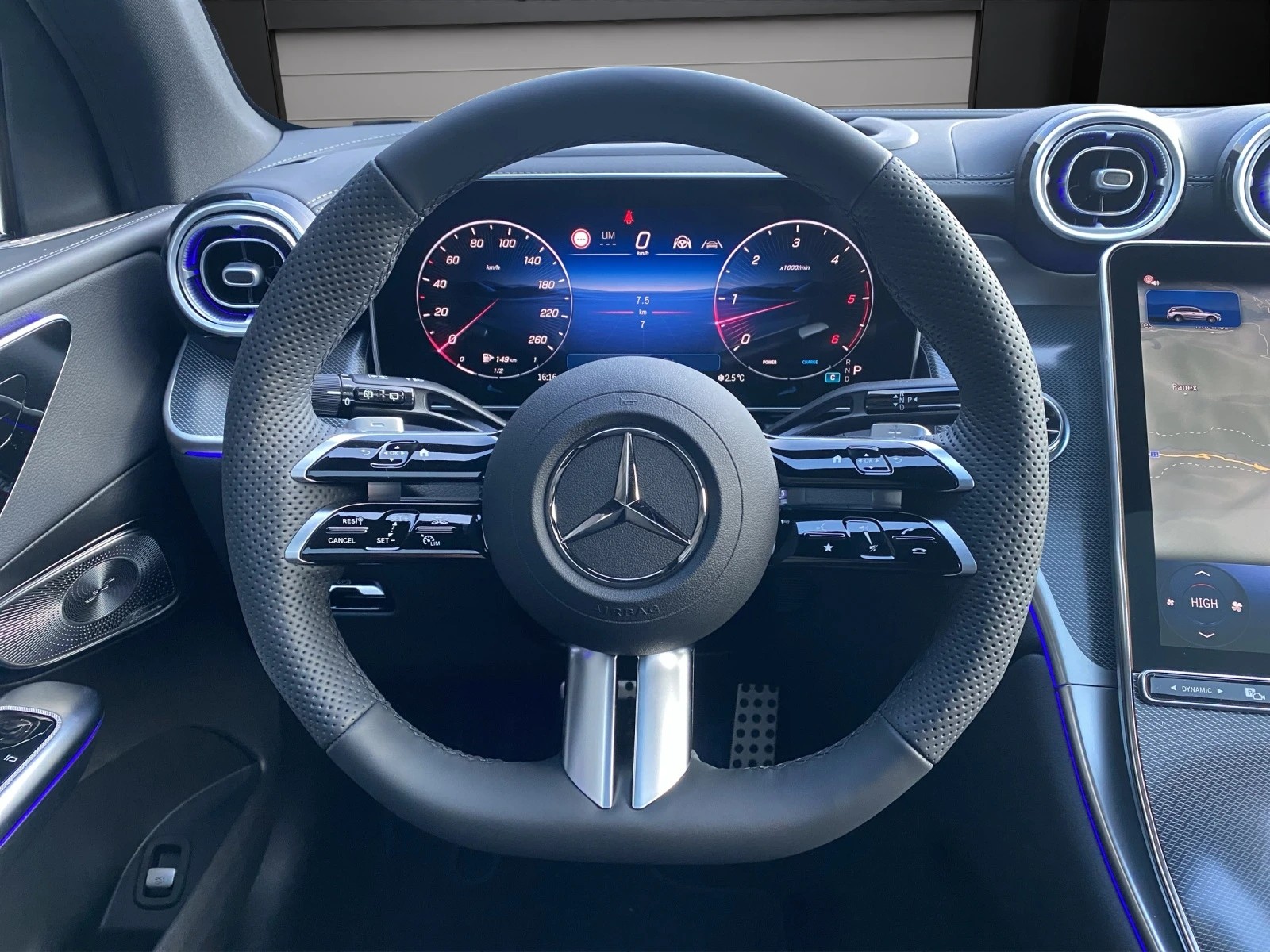 Image MERCEDES-BENZ GLC-220 GLC 220 d 4Matic 9G-Tronic