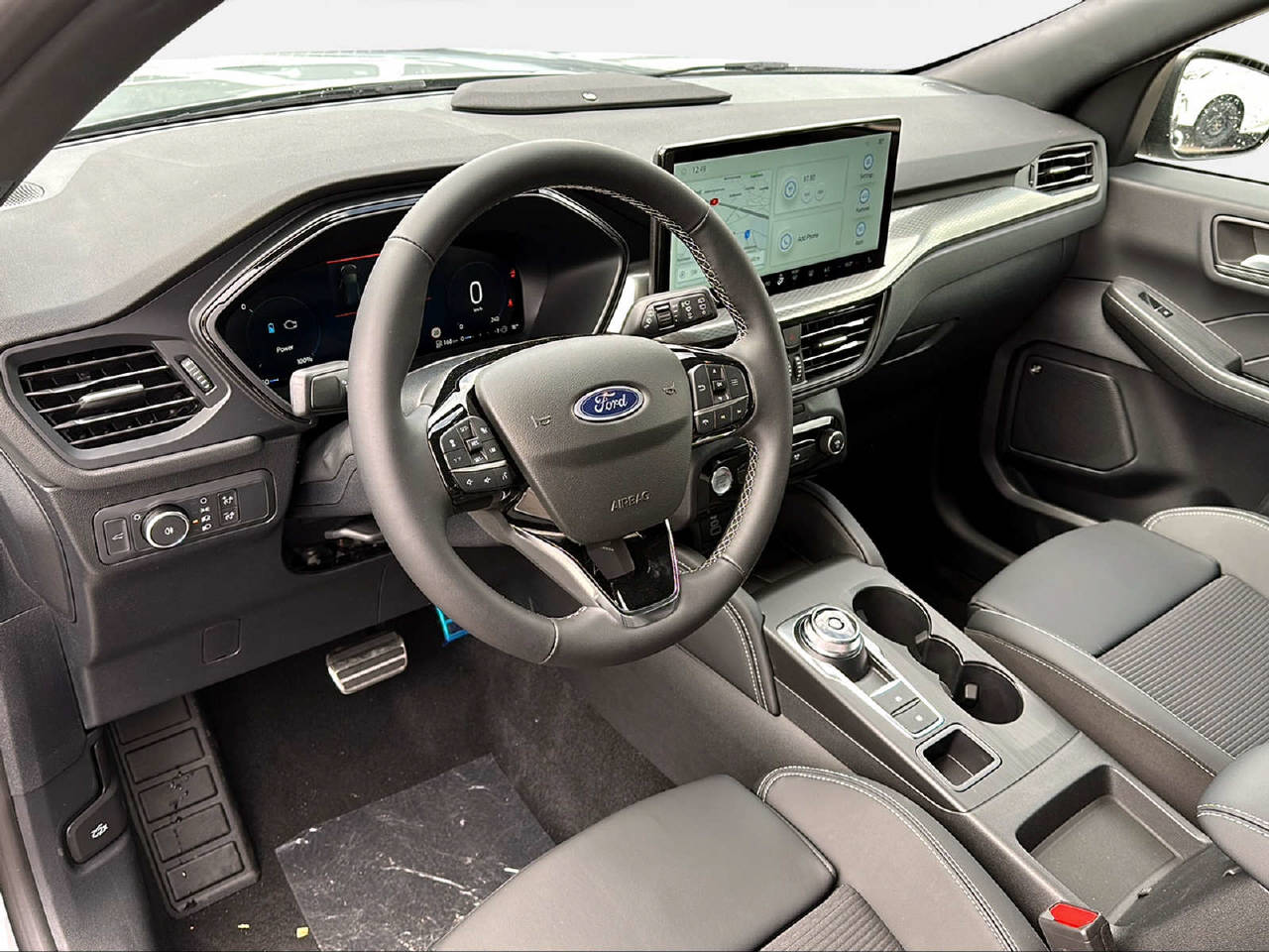 FORD Kuga 2.5 Hybrid Sound Edition 4x4-image-9