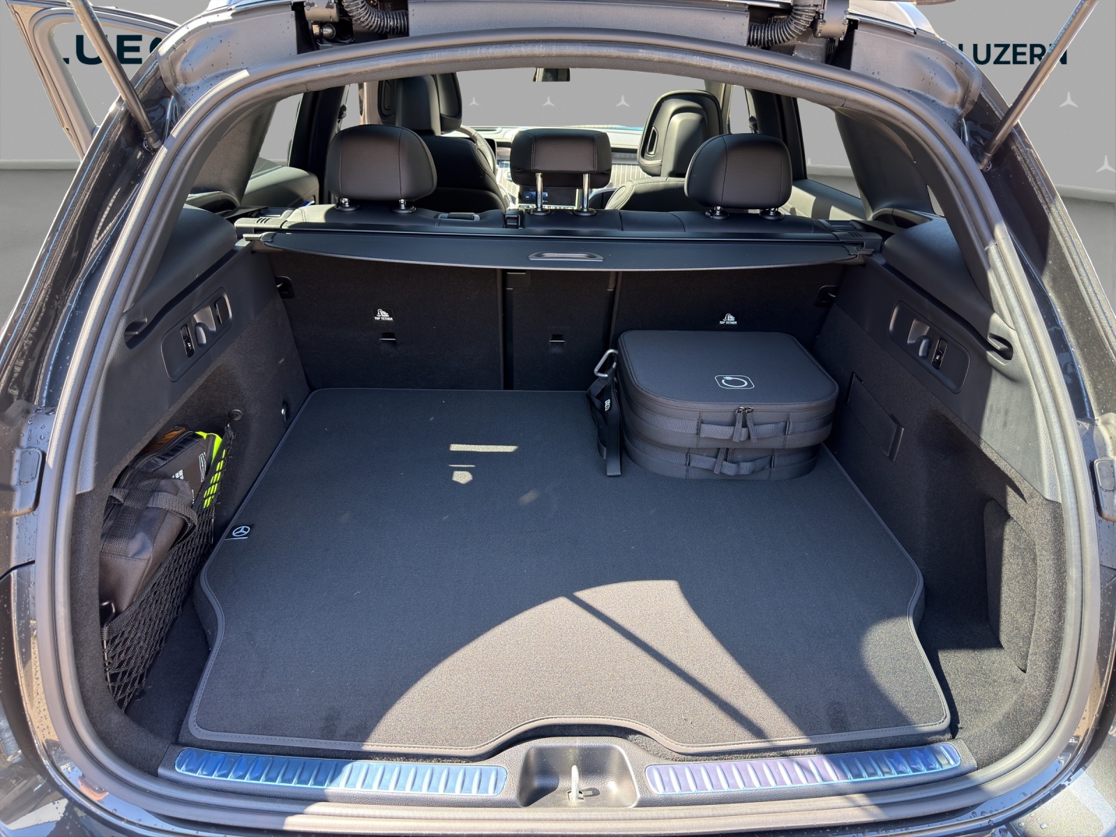 MERCEDES-BENZ GLC 300 de 4Matic EQ Star 9G-Tronic-image-14