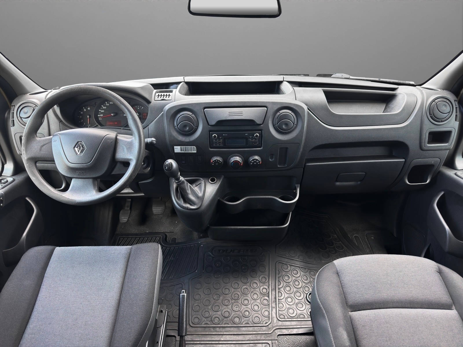 RENAULT Master T35 2.3dCi 130 L3H2-image-8