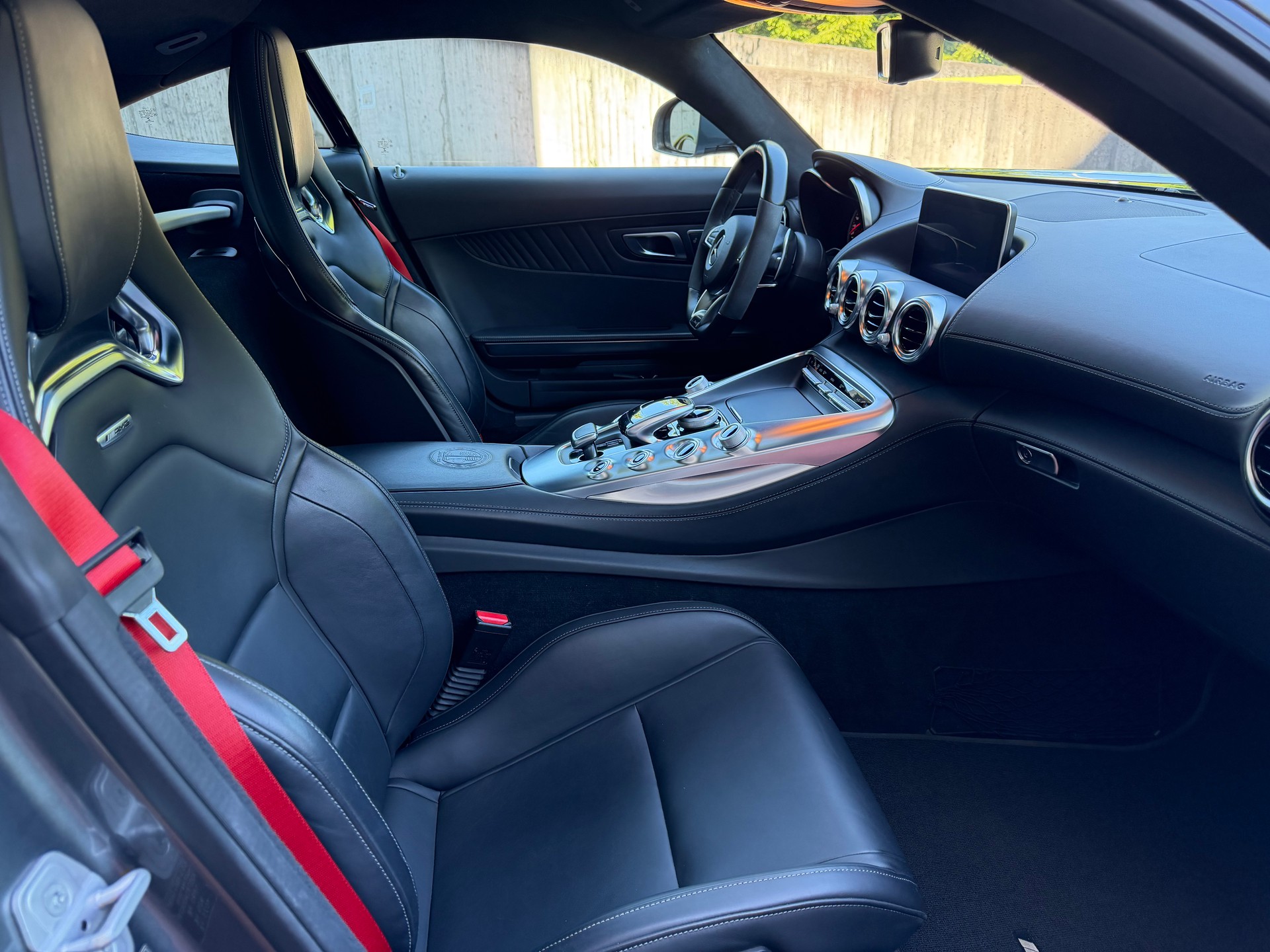 MERCEDES-BENZ AMG GT S Speedshift DCT-image-13