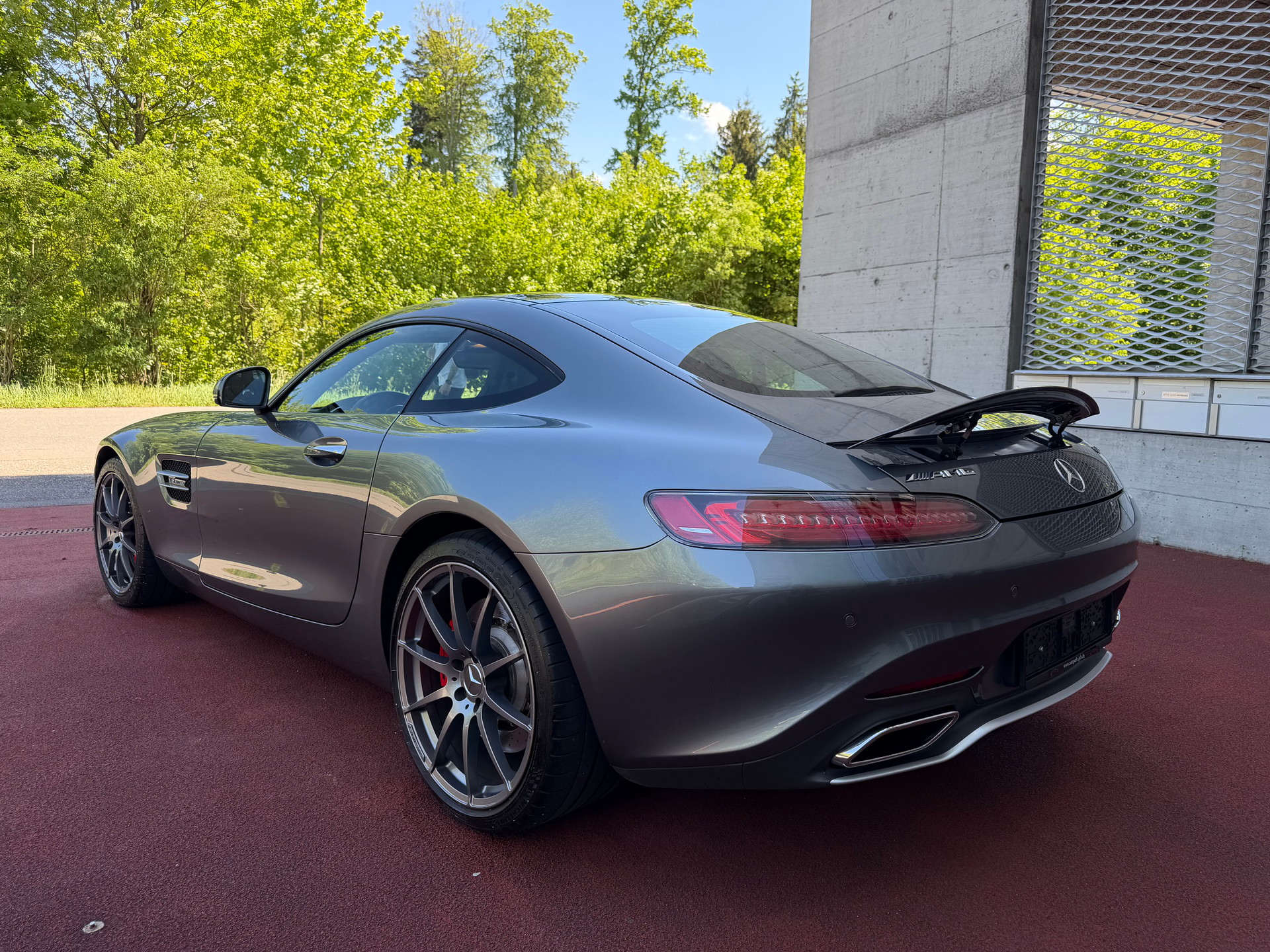 MERCEDES-BENZ AMG GT S Speedshift DCT-image-2