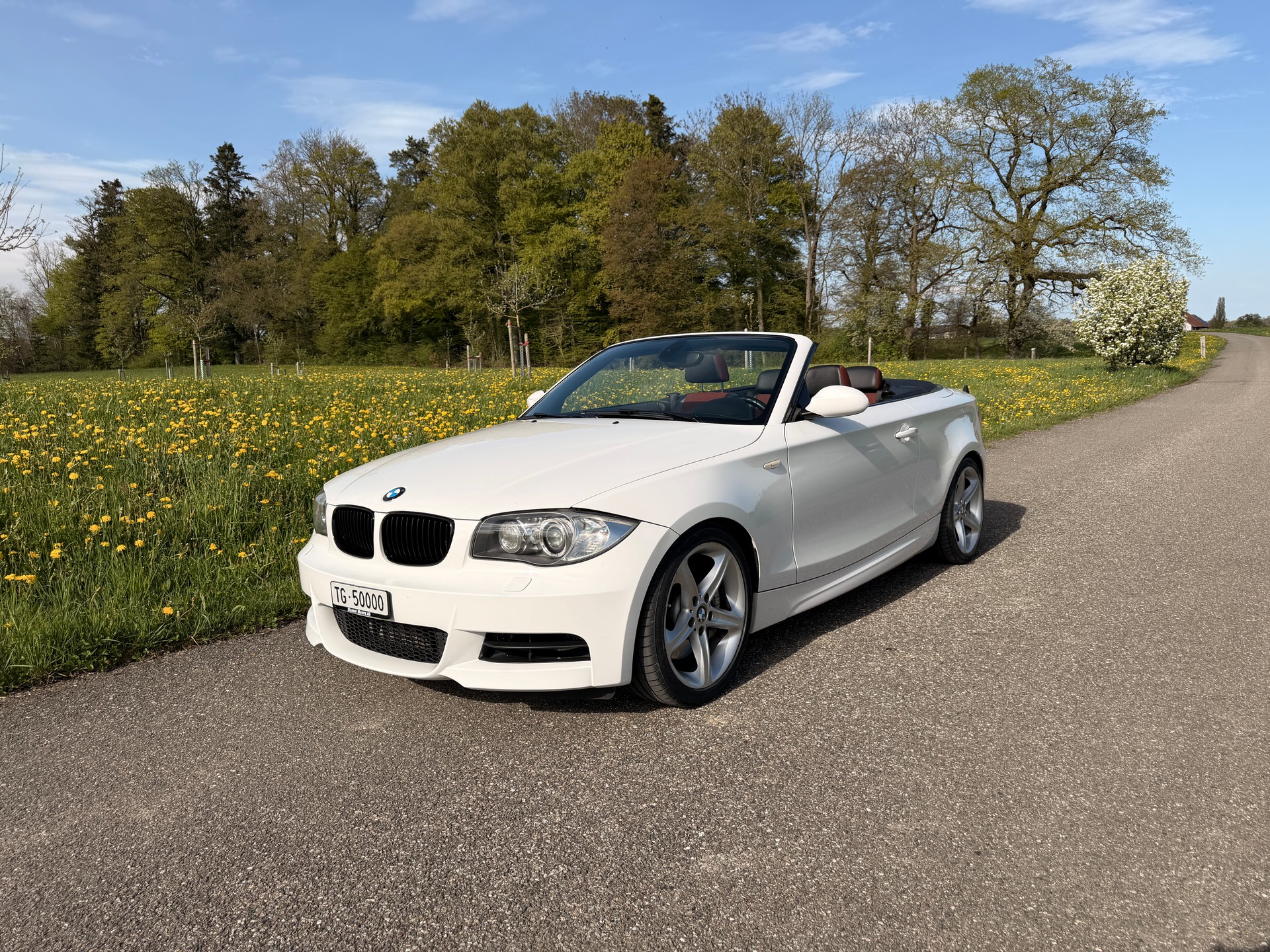 BMW 135i-image-0
