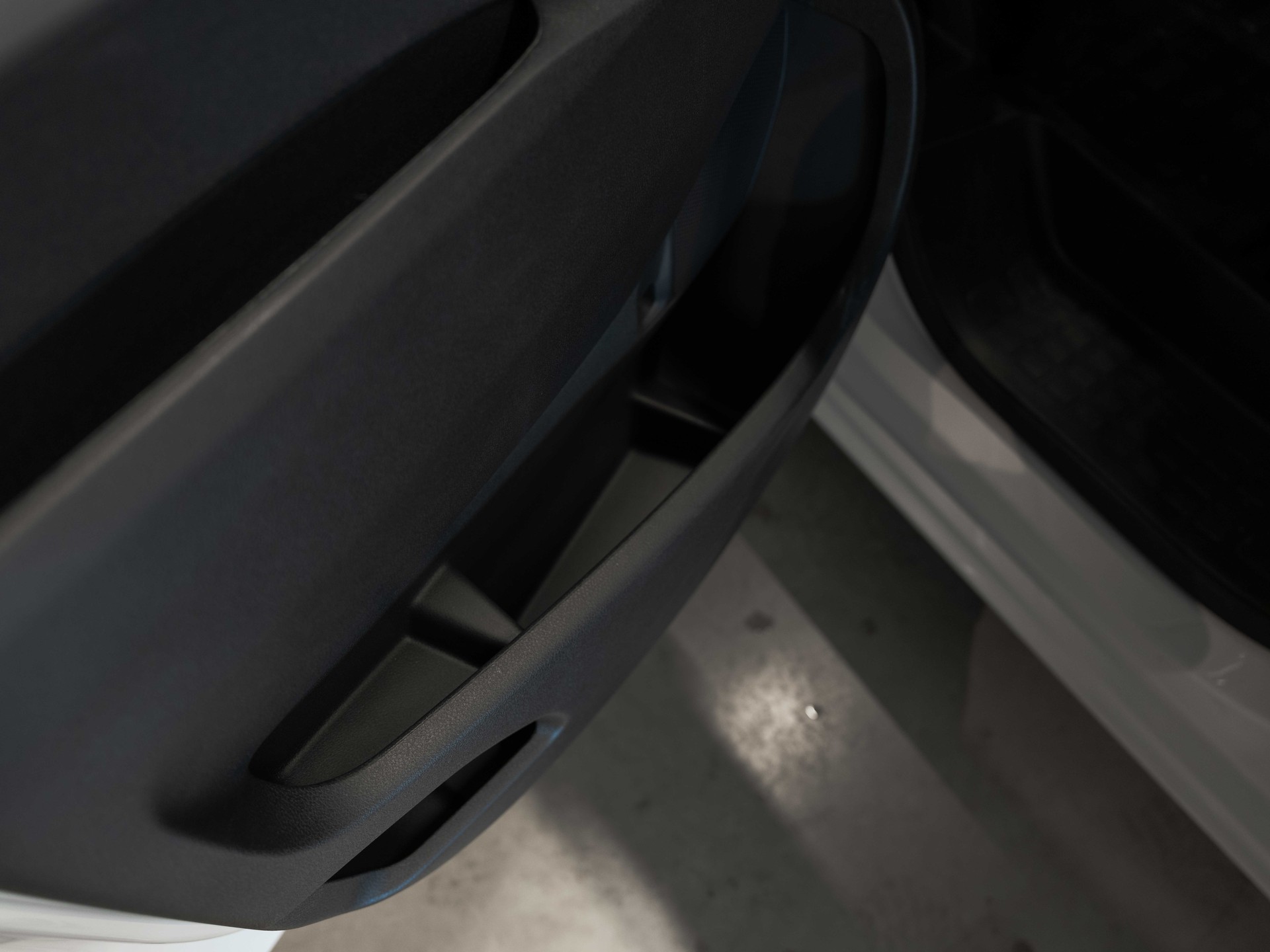OPEL Vivaro Cargo-e 75 kWh M Blitz-image-14
