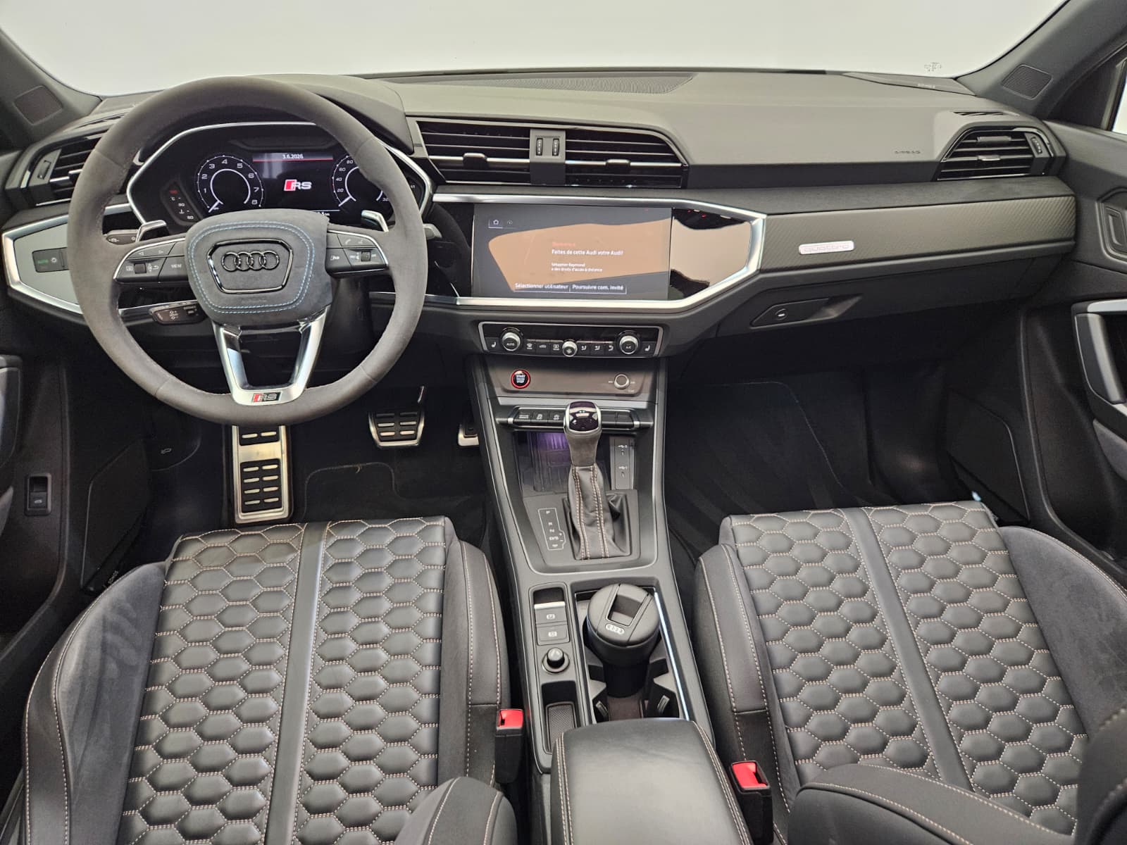 AUDI RS Q3 Sportback edition 10 years quattro S tronic-image-9