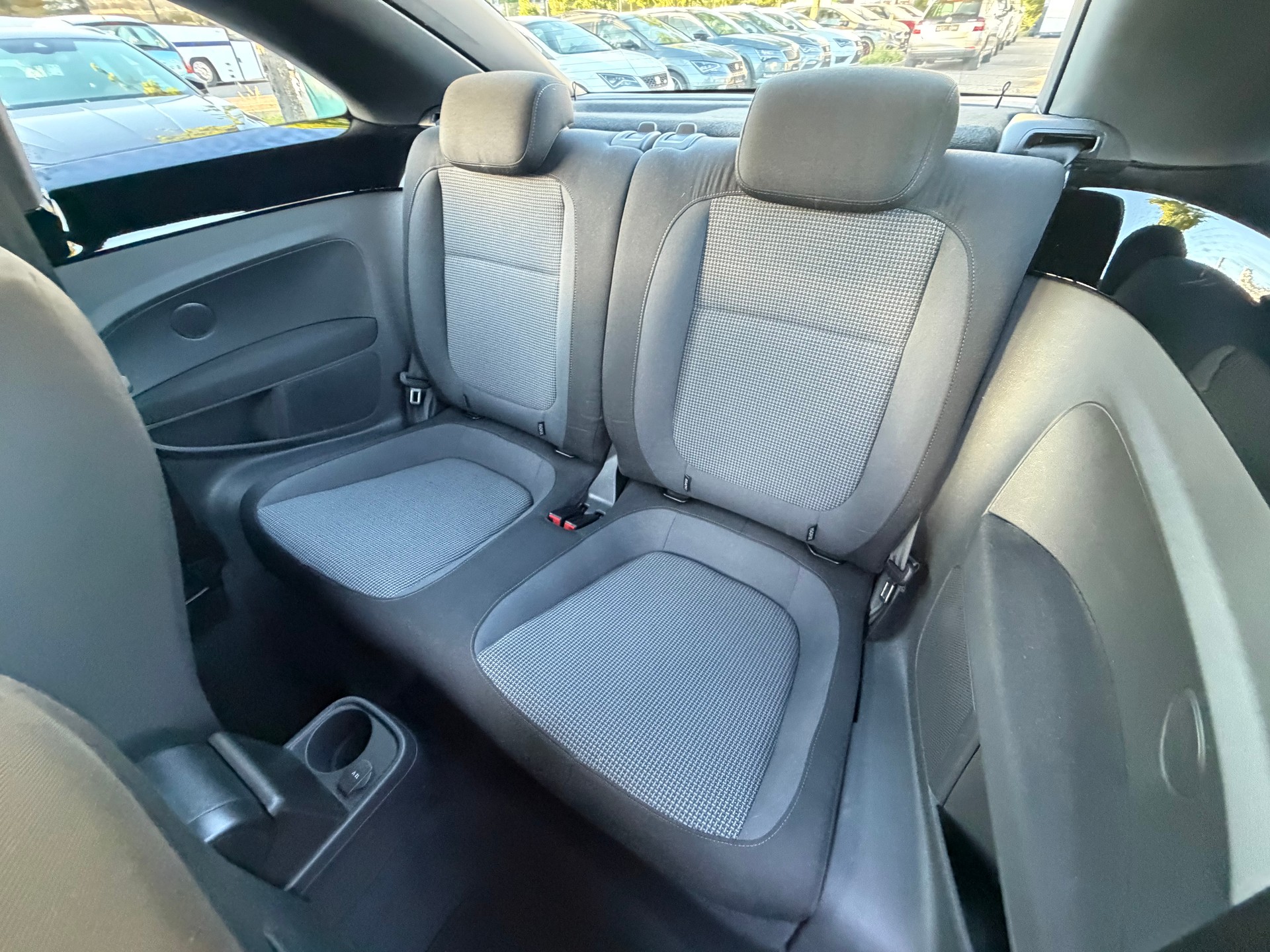 VW Beetle 1.2 TSI Design-image-9