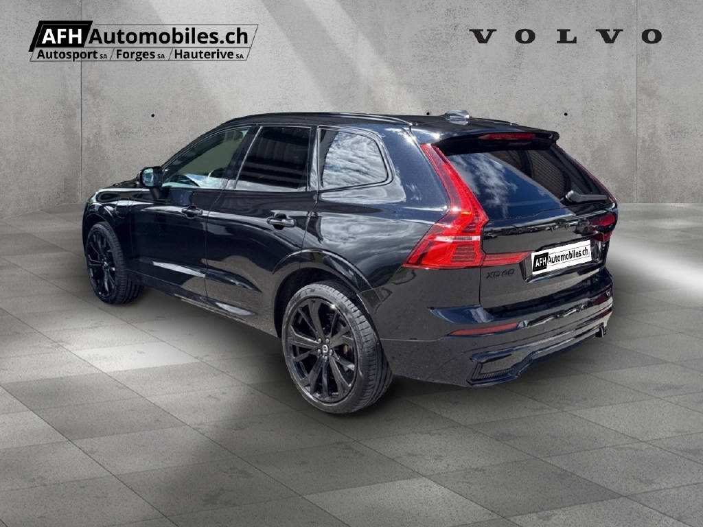 VOLVO XC60 2.0 T8 TE XCENTRIC Black Edition eAWD-image-2