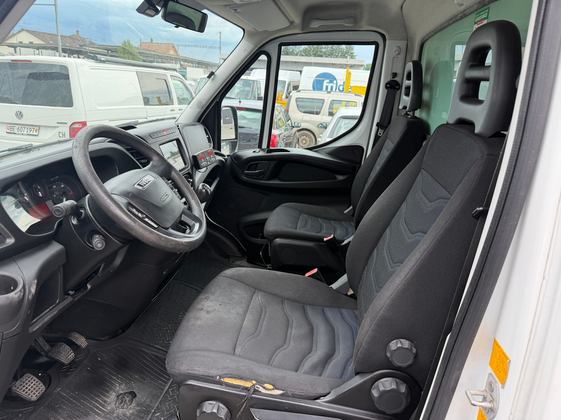 IVECO 35 S 14-image-6