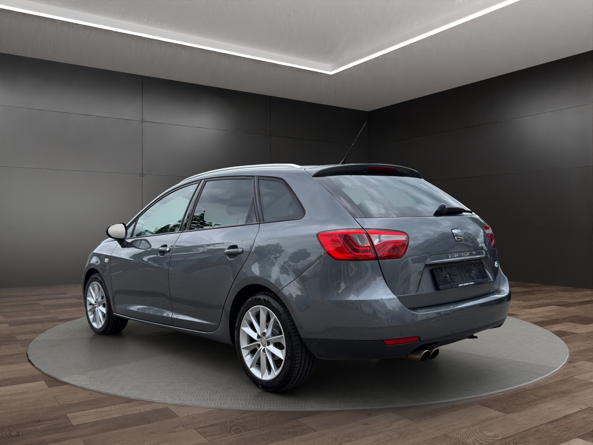 SEAT Ibiza ST 1.2 TSI FR Stopp-Start-image-5