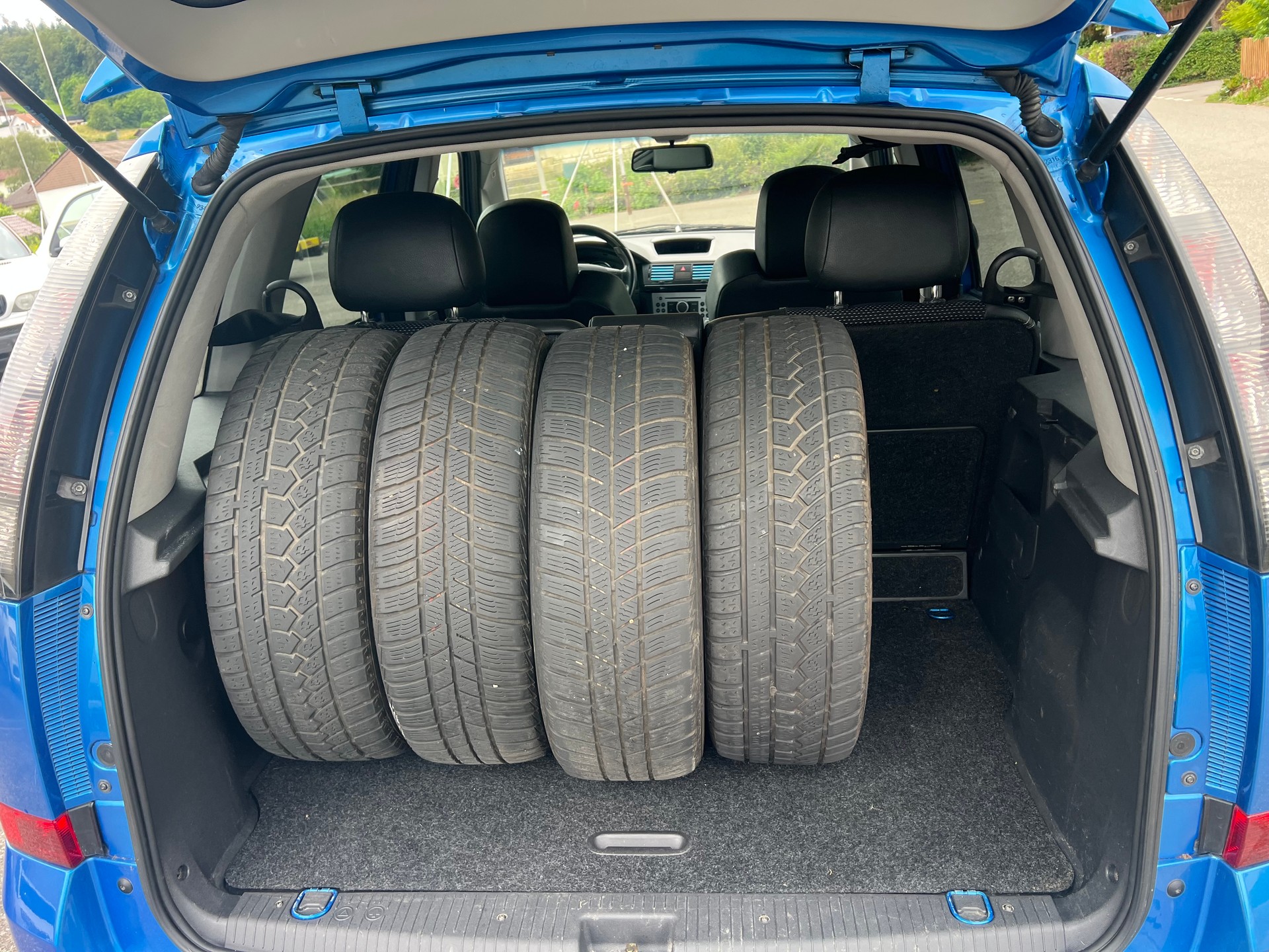 OPEL Meriva 1.6i 16V Turbo OPC-image-8